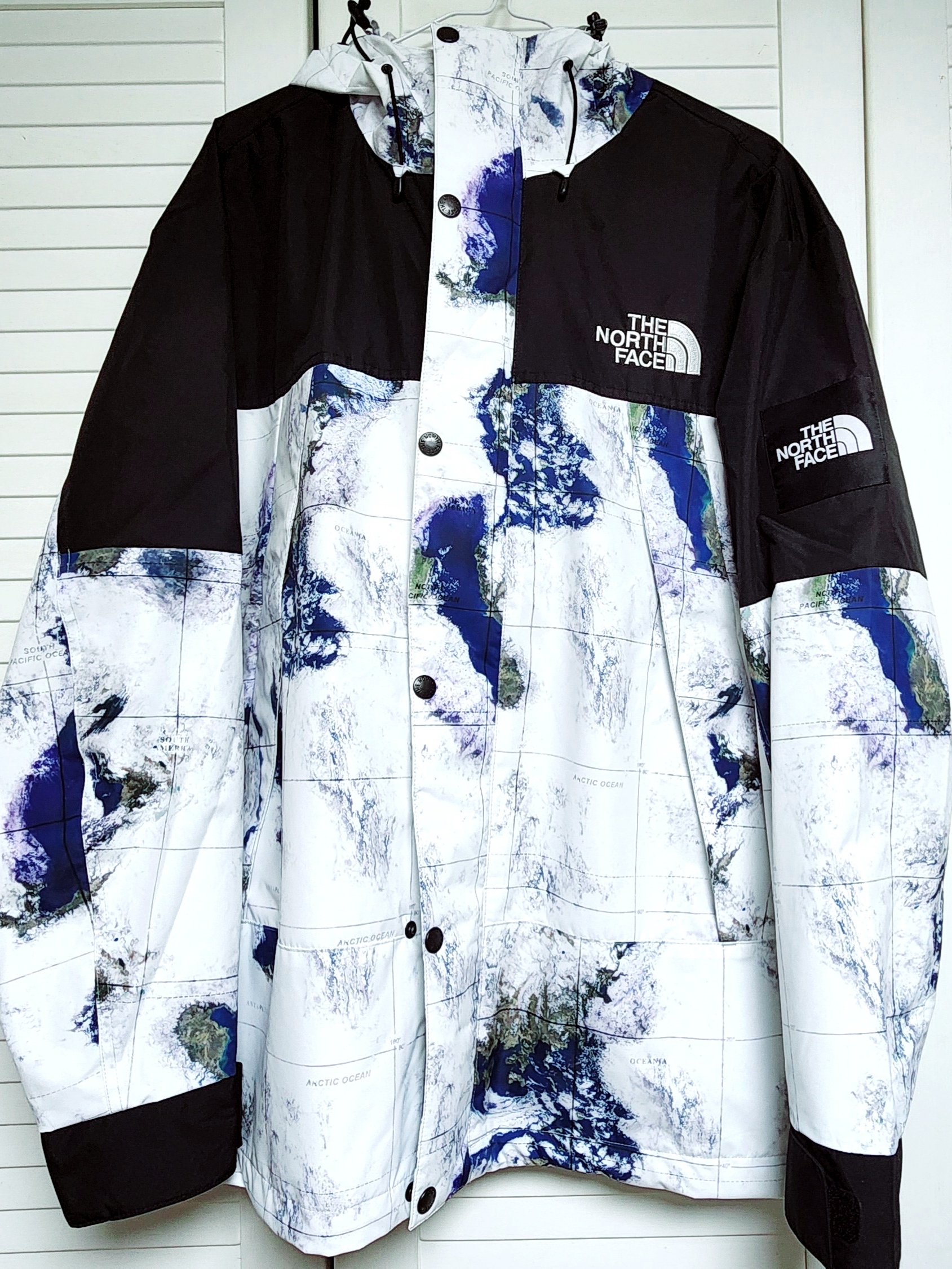 The North Face Novelty Vaiden Jacket White Sand, Adidas Yeezy Boost 350 V2 Zebra 2017/2019/2020 착용 스타일 - 3