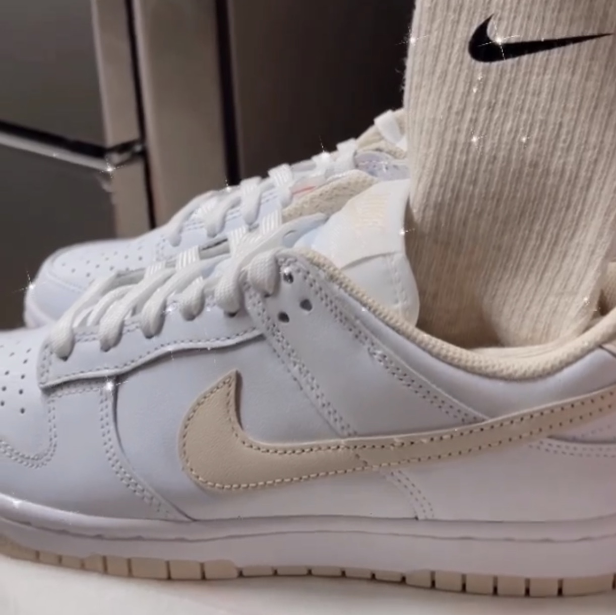 (W) Nike Dunk Low Pearl White 착용 스타일