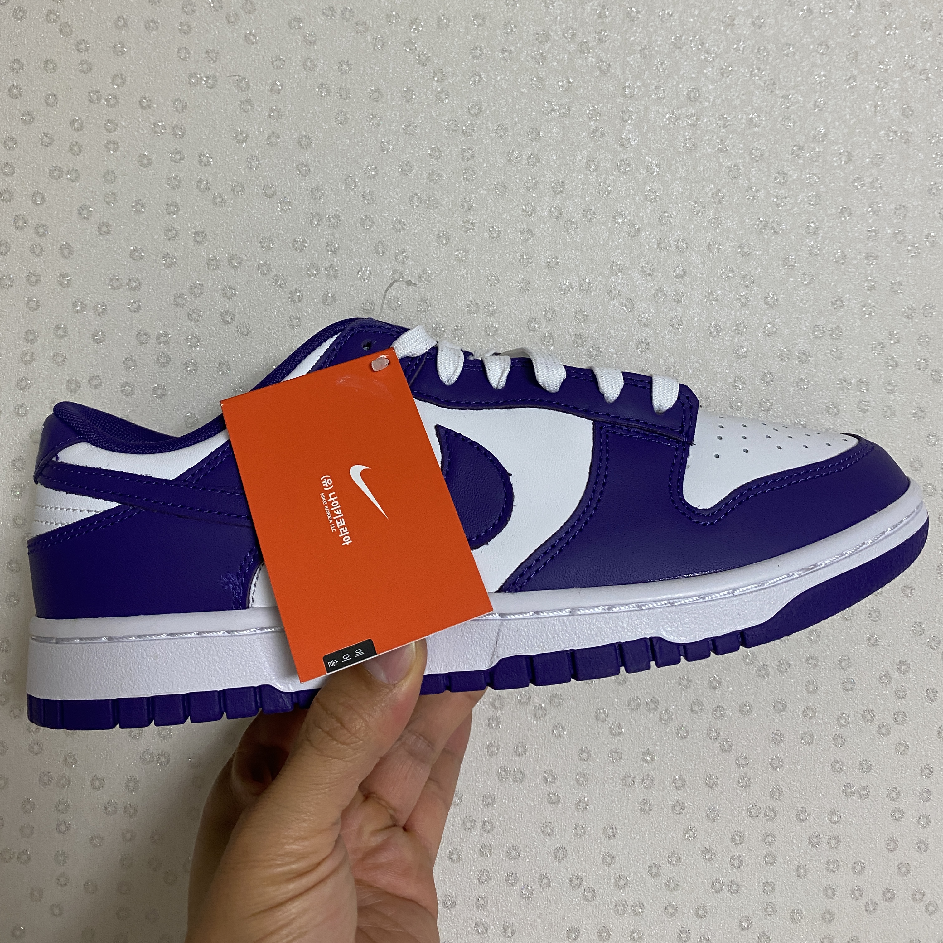Nike Dunk Low Retro Championship Court Purple 착용 스타일