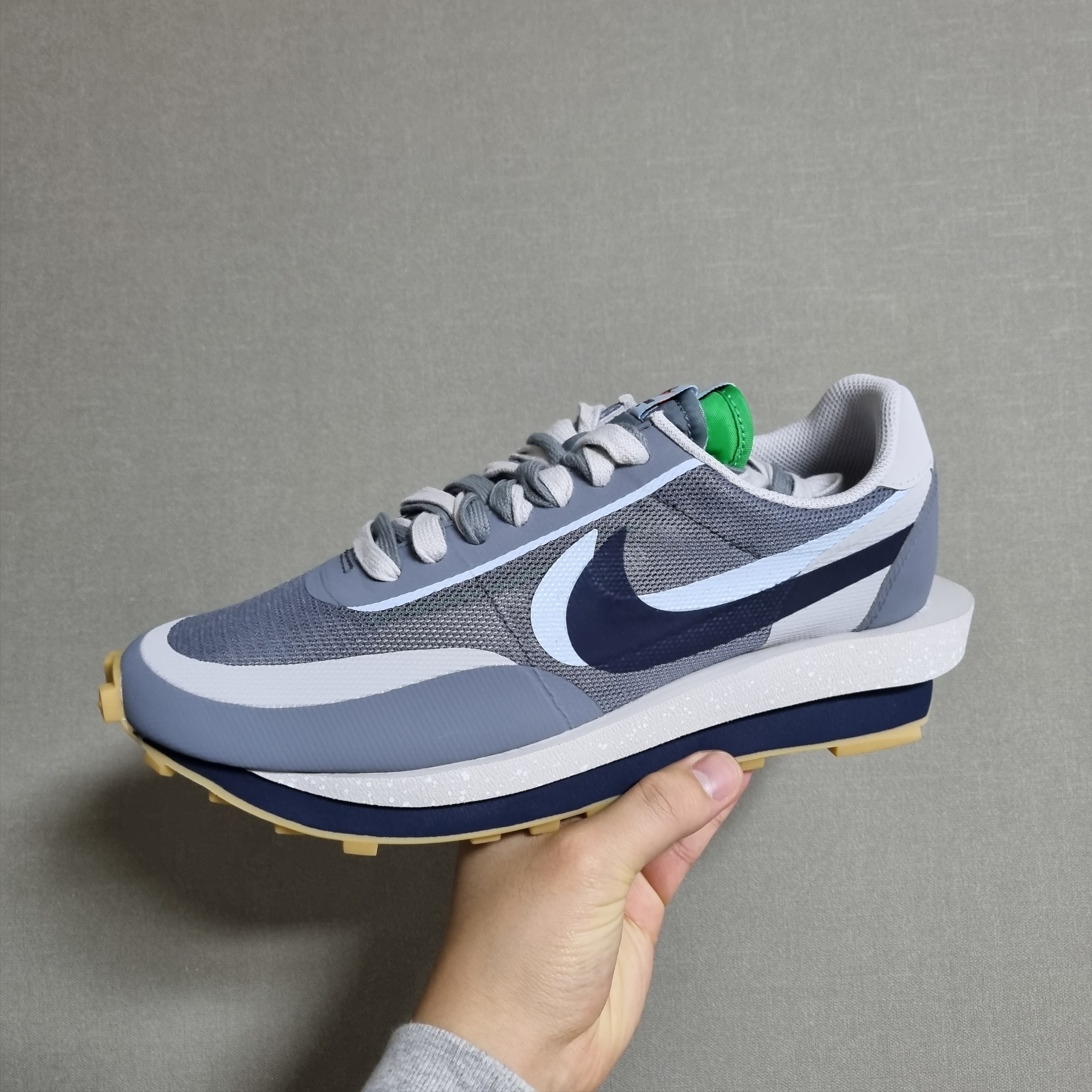 Nike x Sacai x Clot LDWaffle Cool Grey 착용 스타일