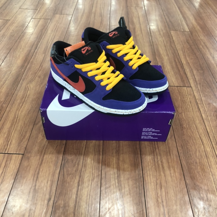 Nike SB Dunk Low Pro Trail, Nike SB Dunk Low Pro Celadon 착용 스타일 - 1