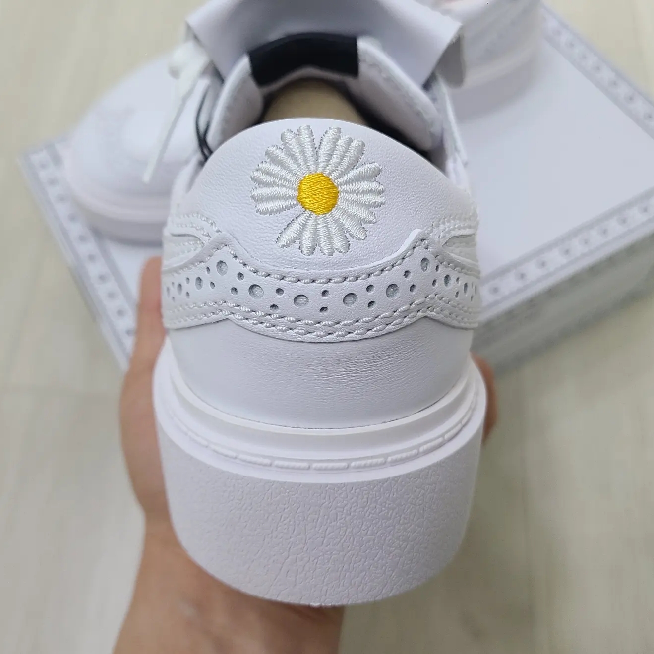 Nike x Peaceminusone Kwondo1 White 착용 스타일 - 3