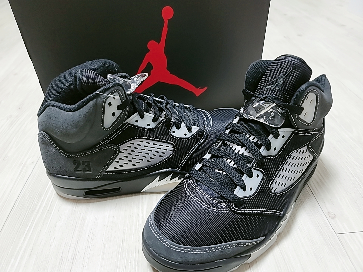 Jordan 5 Retro Anthracite 착용 스타일