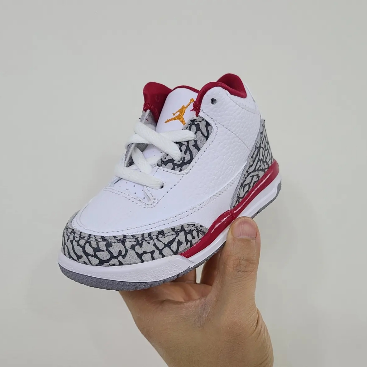 (TD) Jordan 3 Retro Cardinal Red 착용 스타일 - 1
