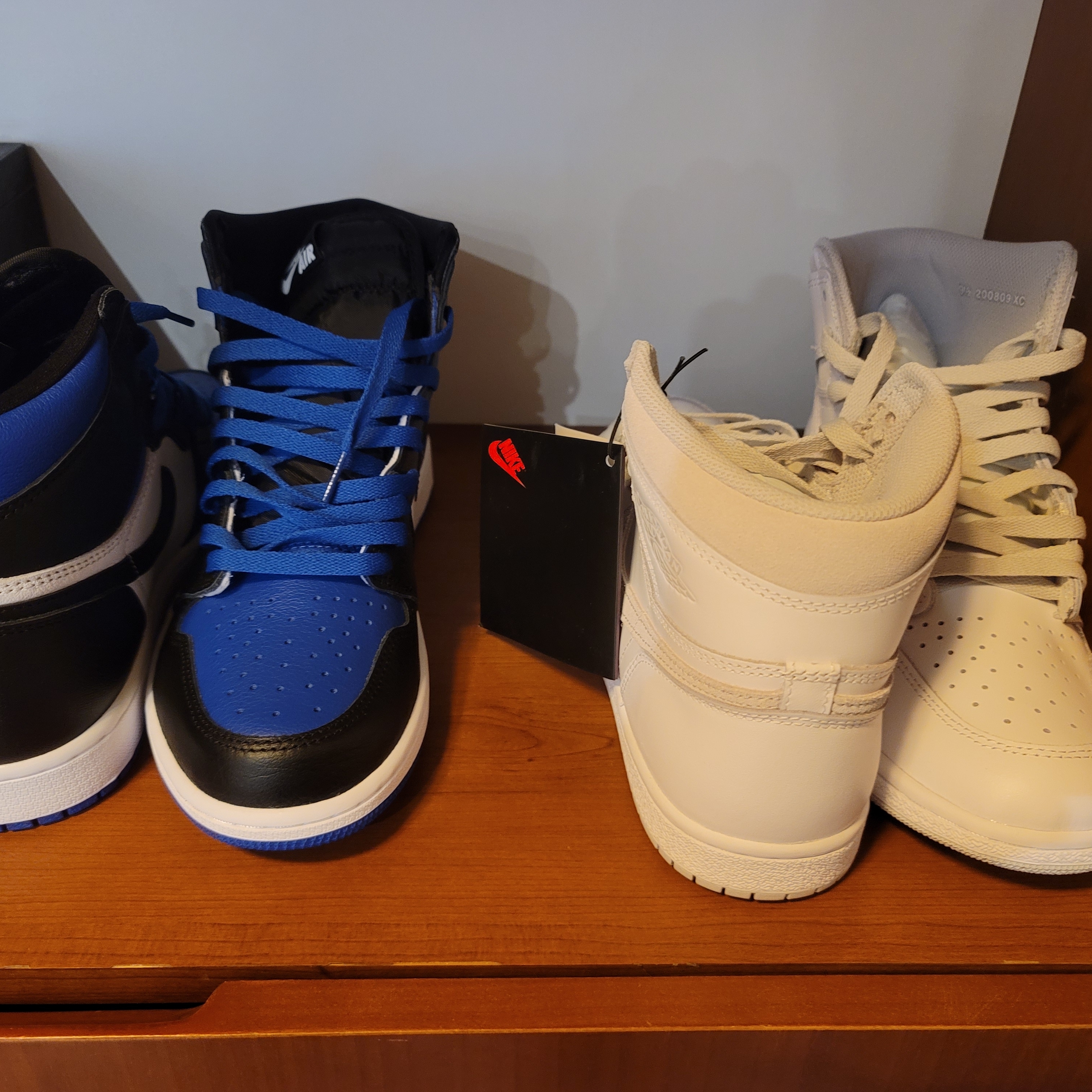 Jordan 1 Retro High OG Bred Toe, Jordan 6 Retro Carmine 2021 착용 스타일 - 3