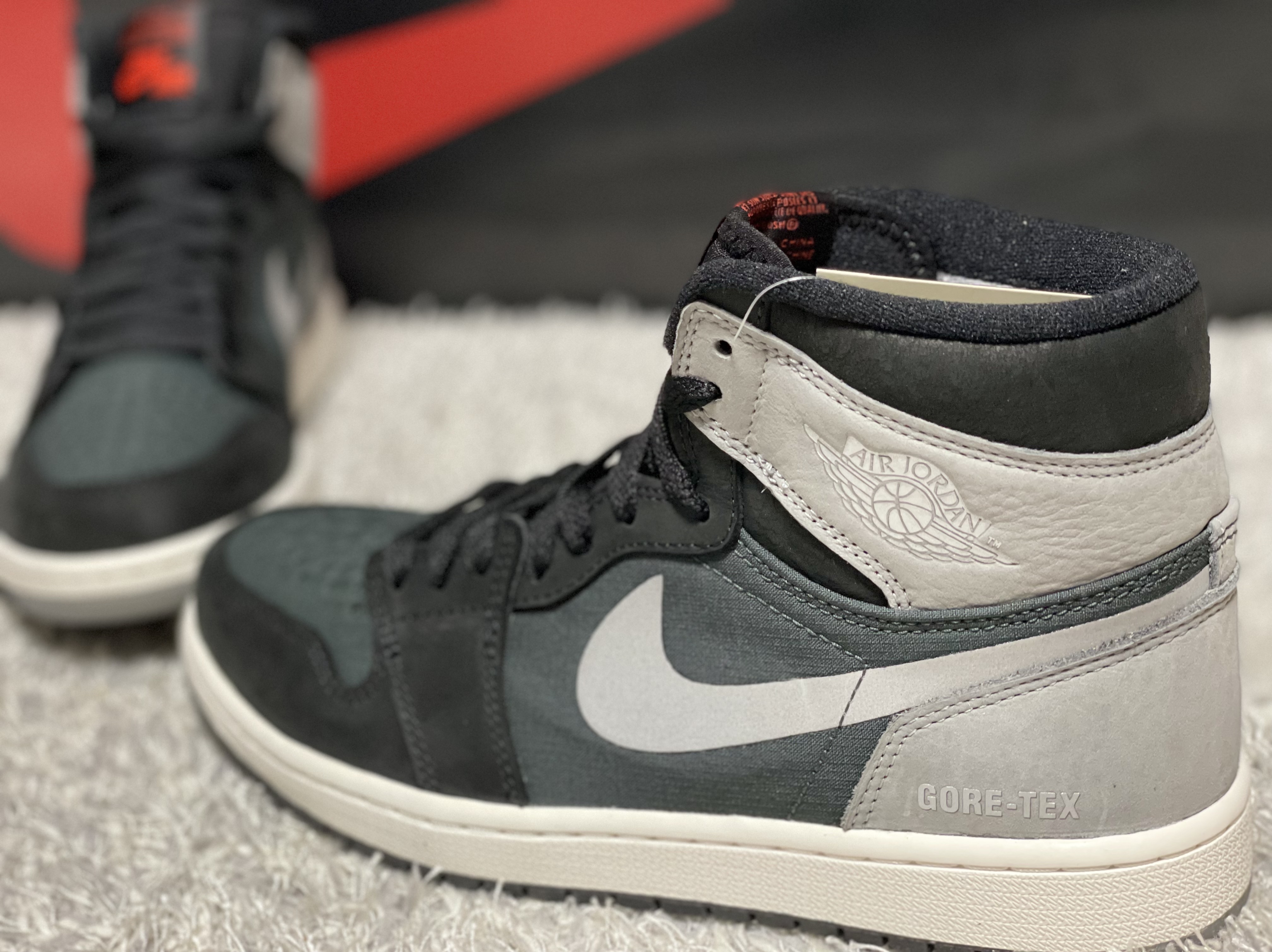 Jordan 1 Element Gore-Tex Particle Grey 착용 스타일 - 5