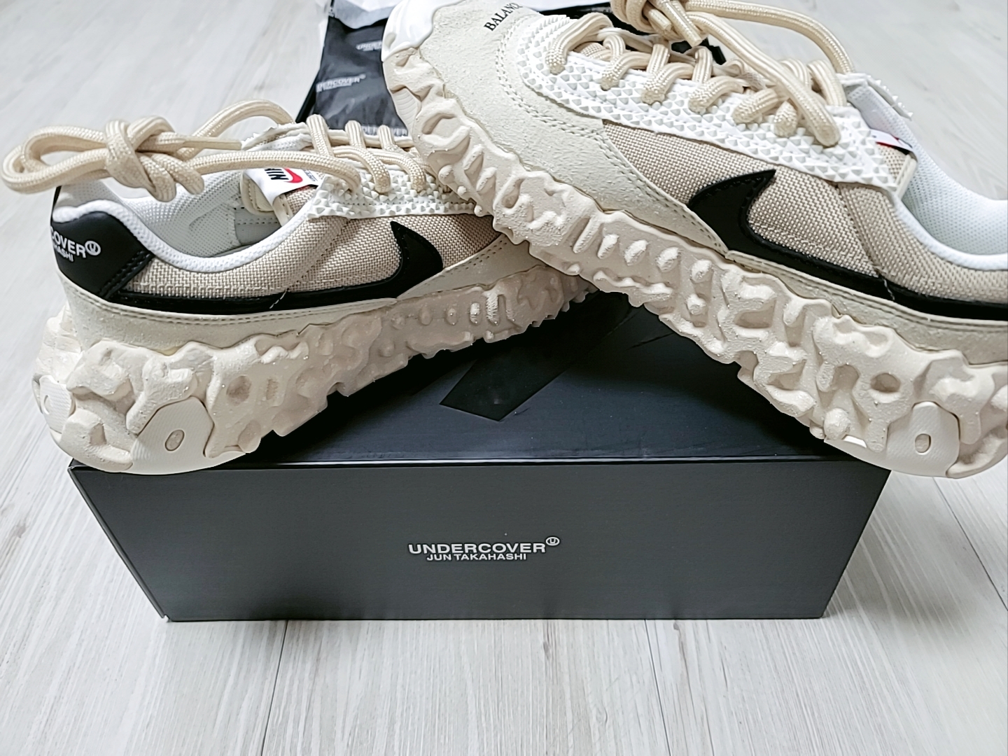 Nike x Undercover Overbreak SP Overcast 착용 스타일