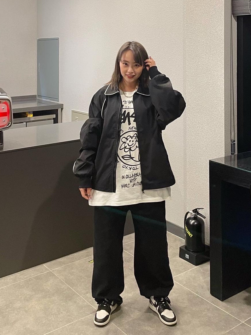 Stussy x Marc Jacobs 40 WT T-Shirt, (GS) Jordan 1 Retro High OG Black White 2014 착용 스타일 - 2