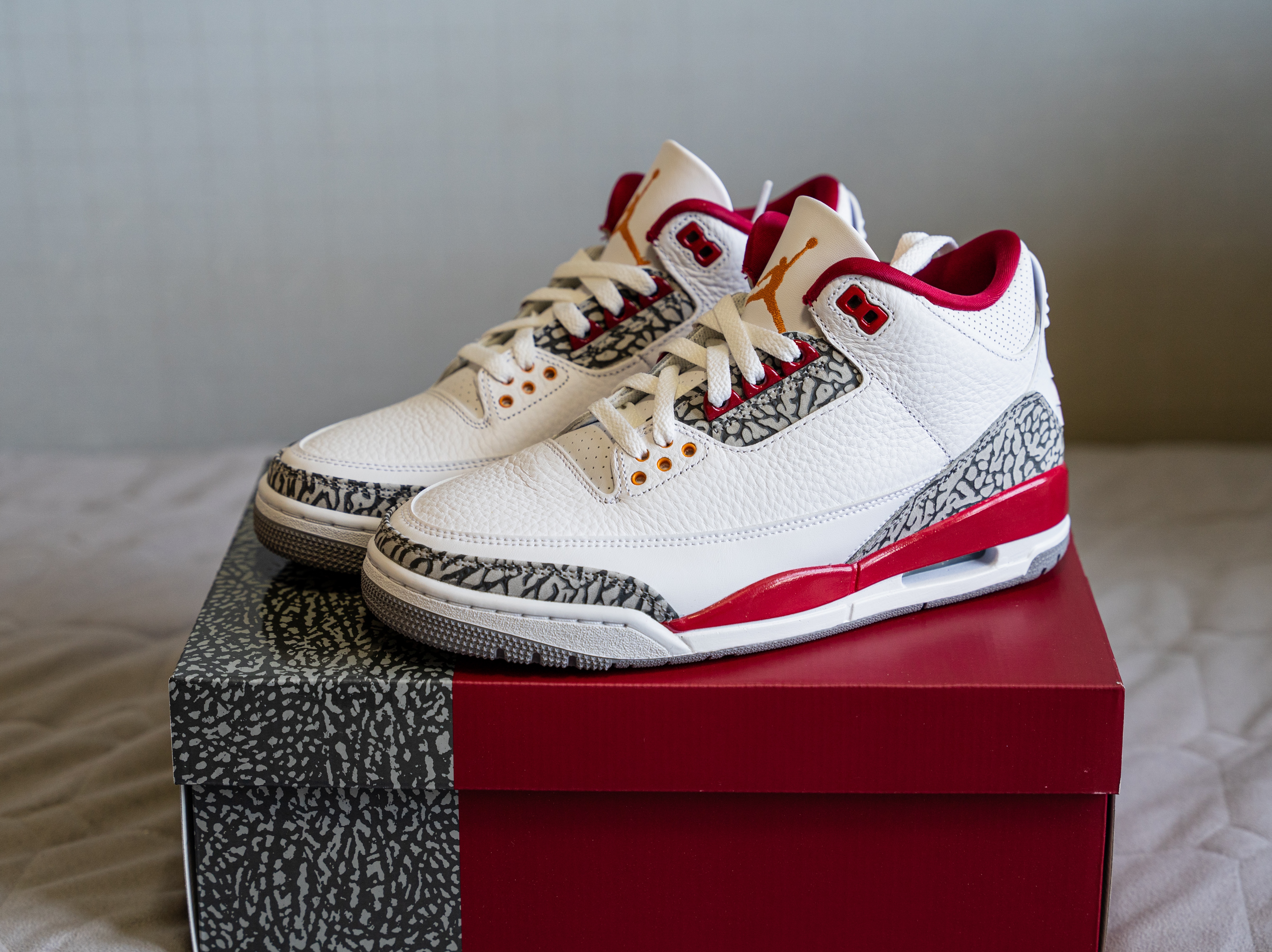 Jordan 3 Retro Cardinal Red 착용 스타일 - 1