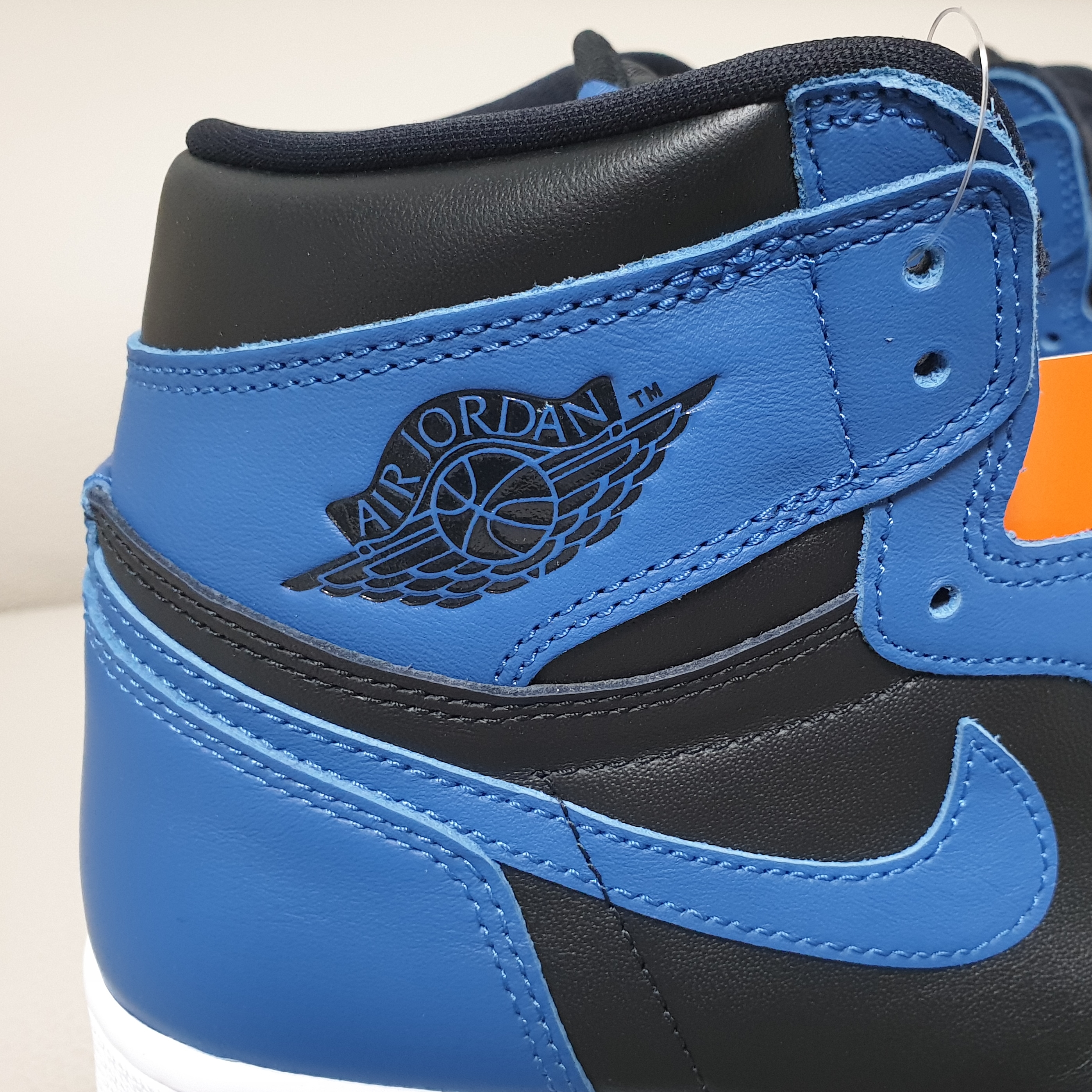 Jordan 1 Retro High OG Dark Marina Blue 착용 스타일 - 2