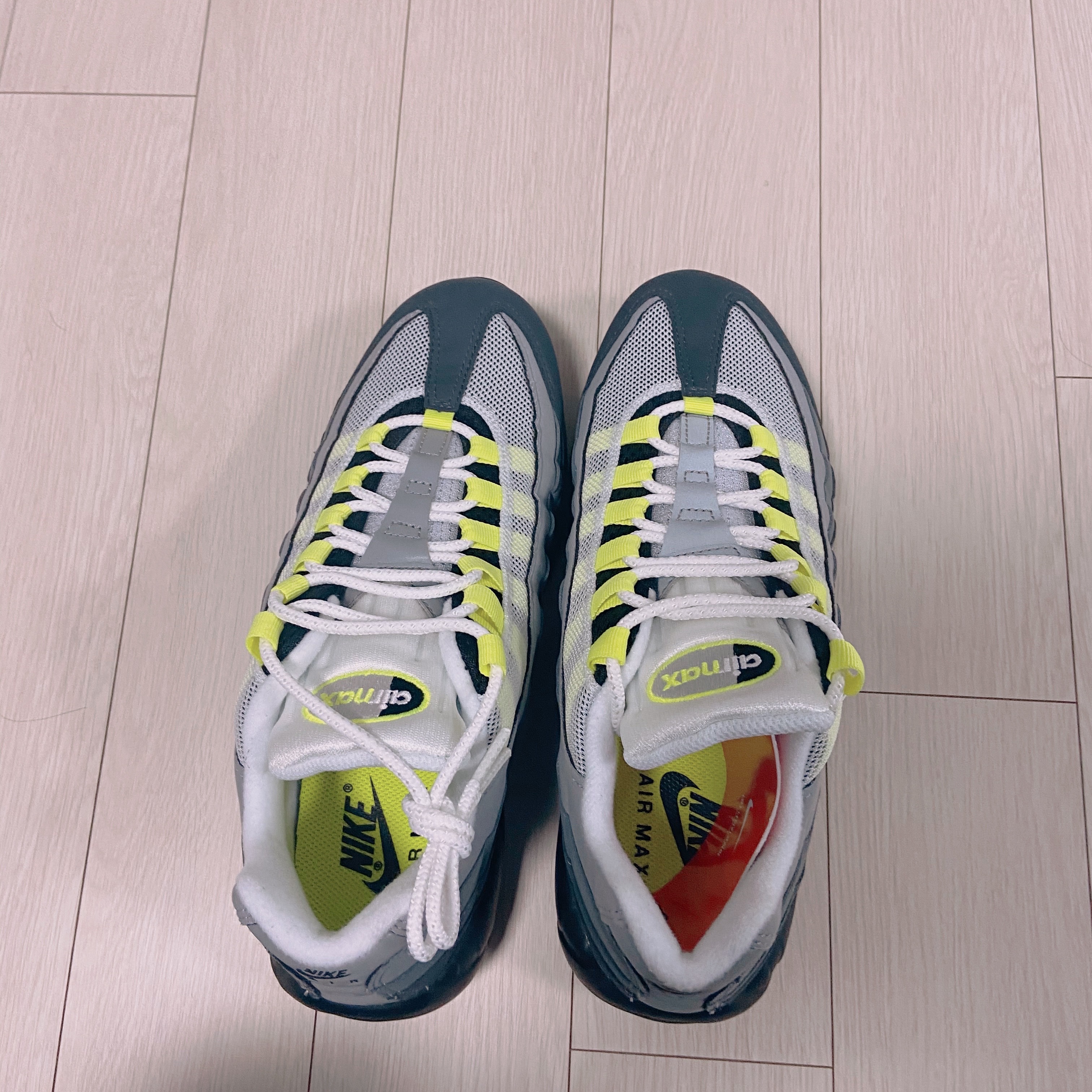 Nike Air Max 95 OG Neon Yellow 2020 착용 스타일