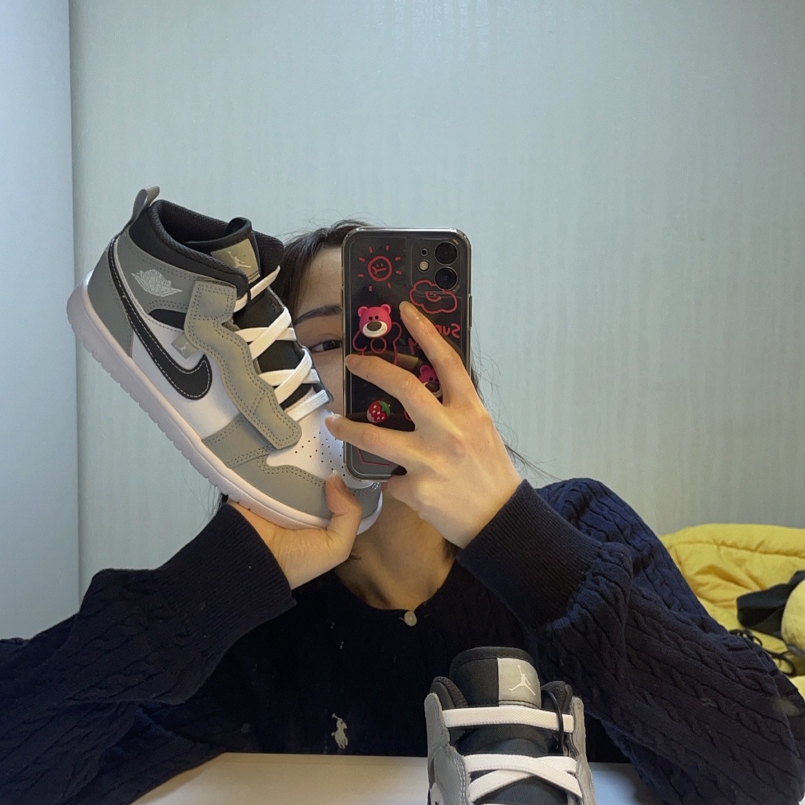 (PS) Jordan 1 Mid Alt Light Smoke Grey Anthracite 착용 스타일 - 2