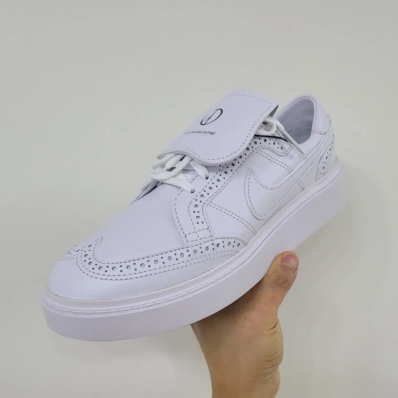 Nike x Peaceminusone Kwondo1 White 착용 스타일 - 1