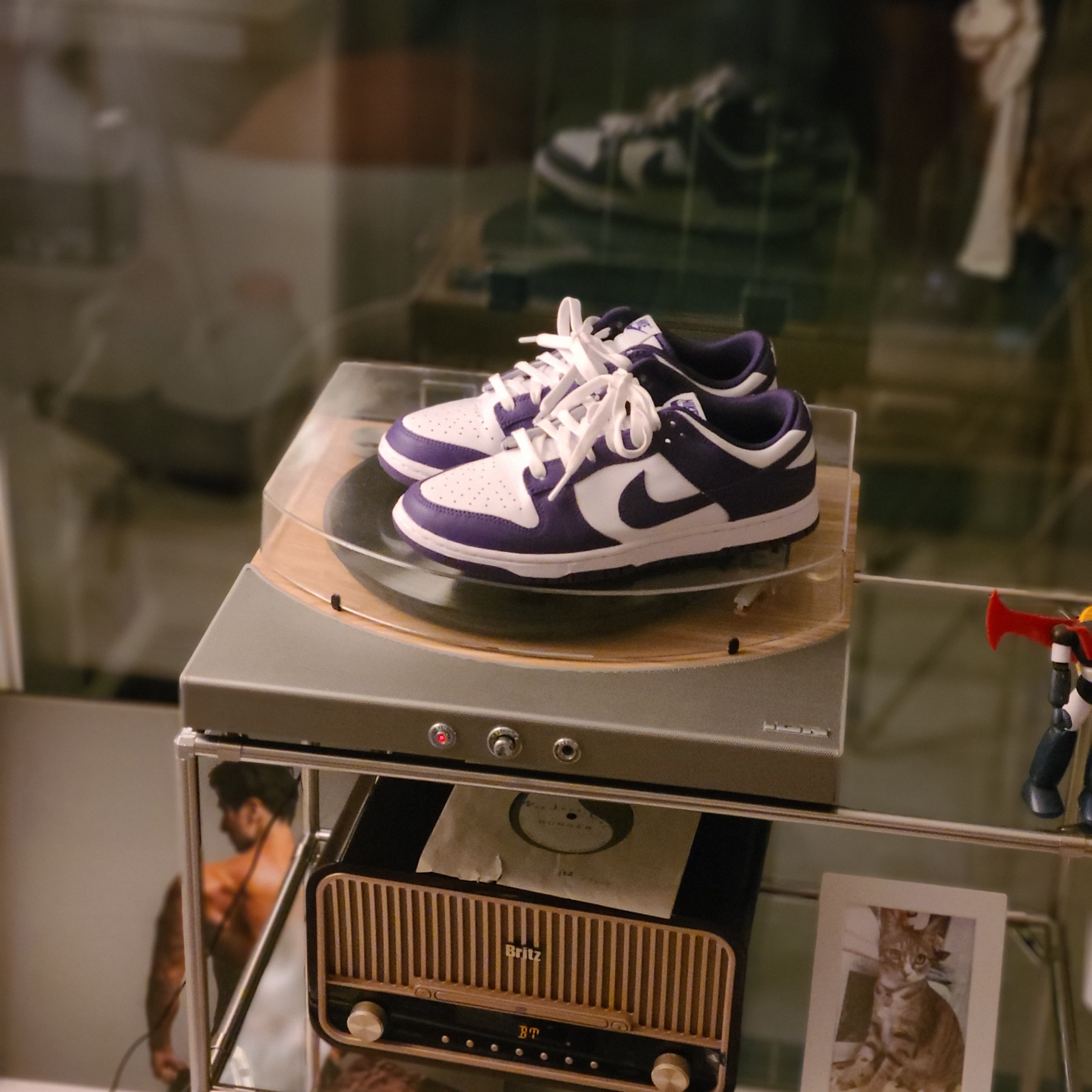 Nike Dunk Low Retro Championship Court Purple 착용 스타일
