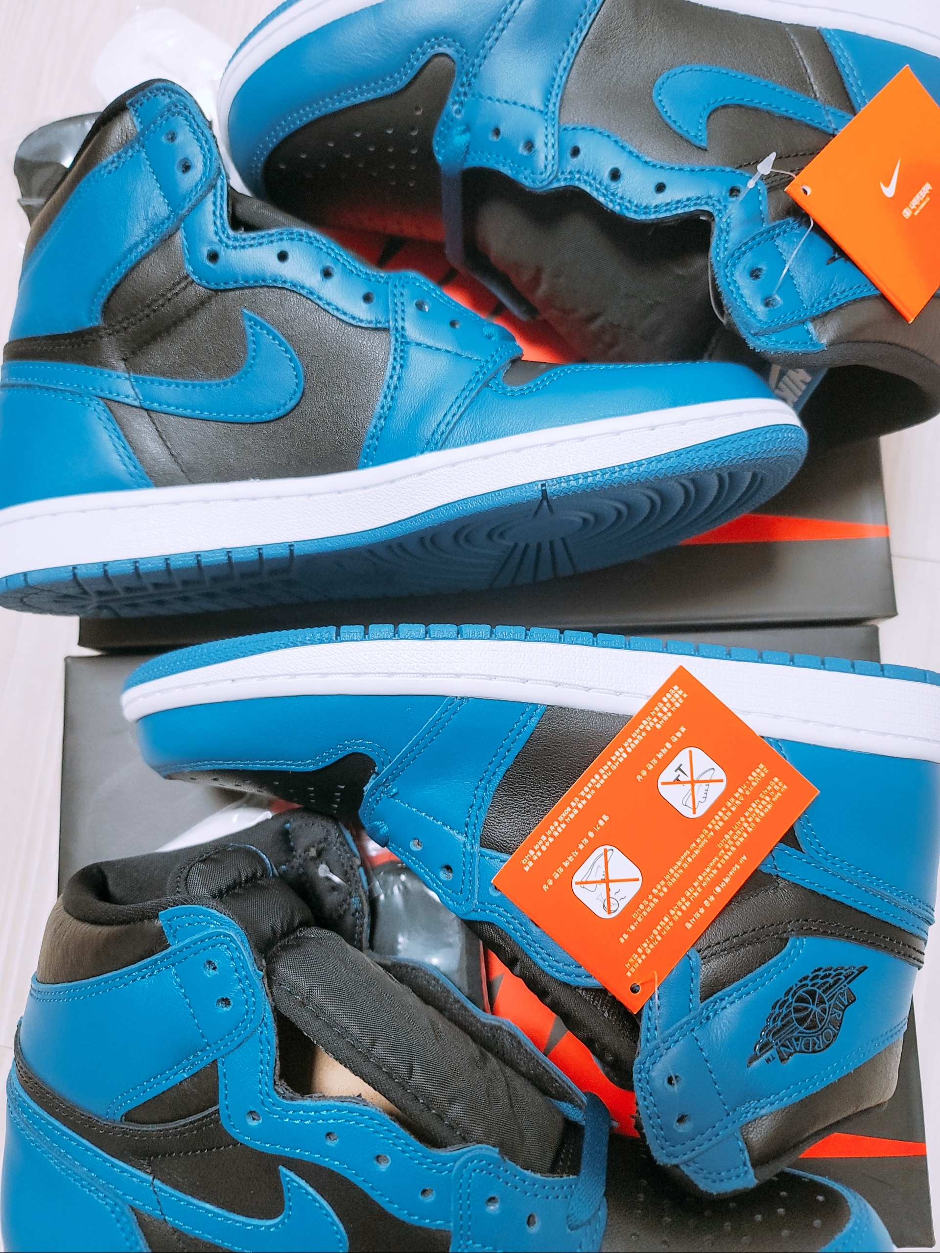 Jordan 1 Retro High OG Dark Marina Blue 착용 스타일