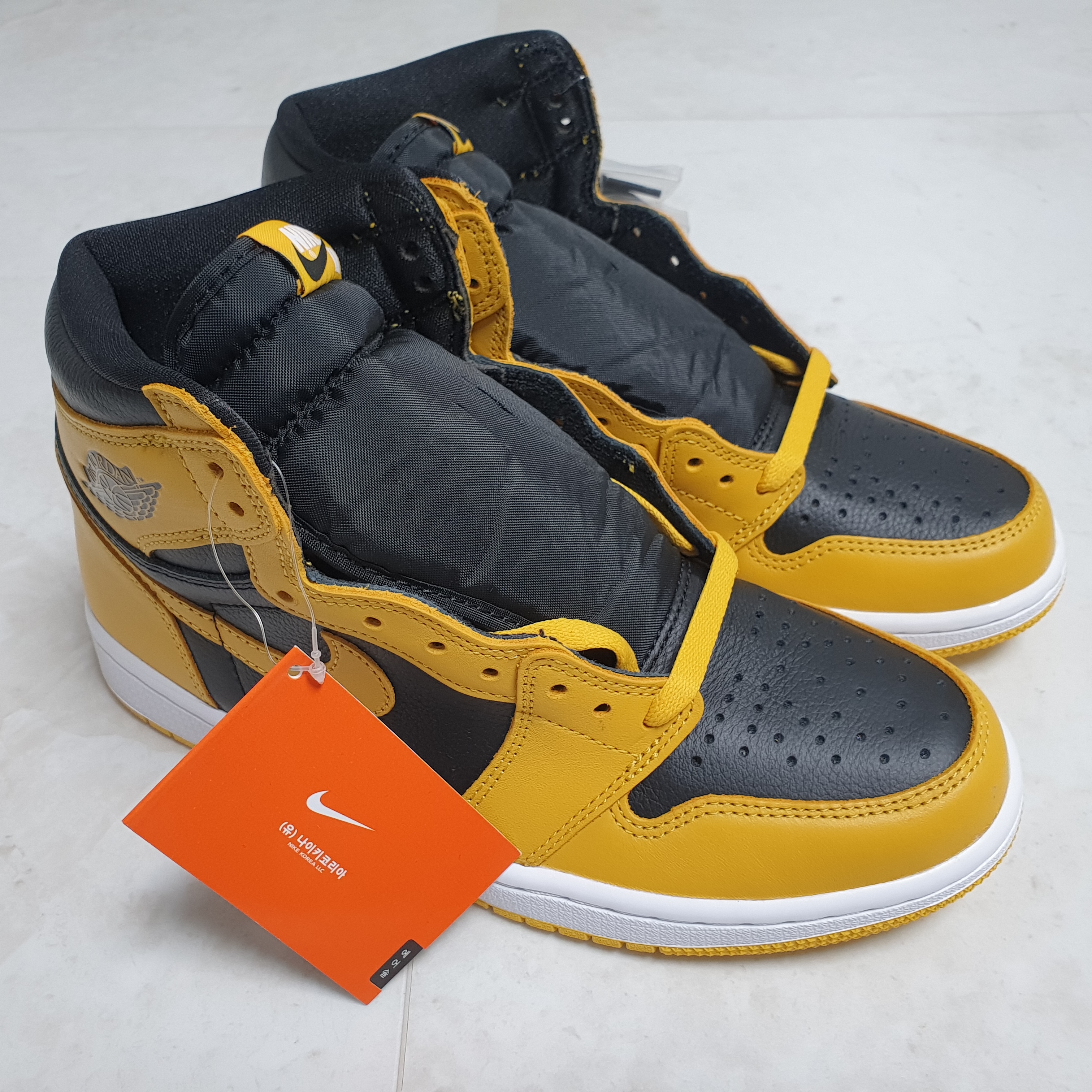 Jordan 1 Retro High OG Pollen 착용 스타일 - 1