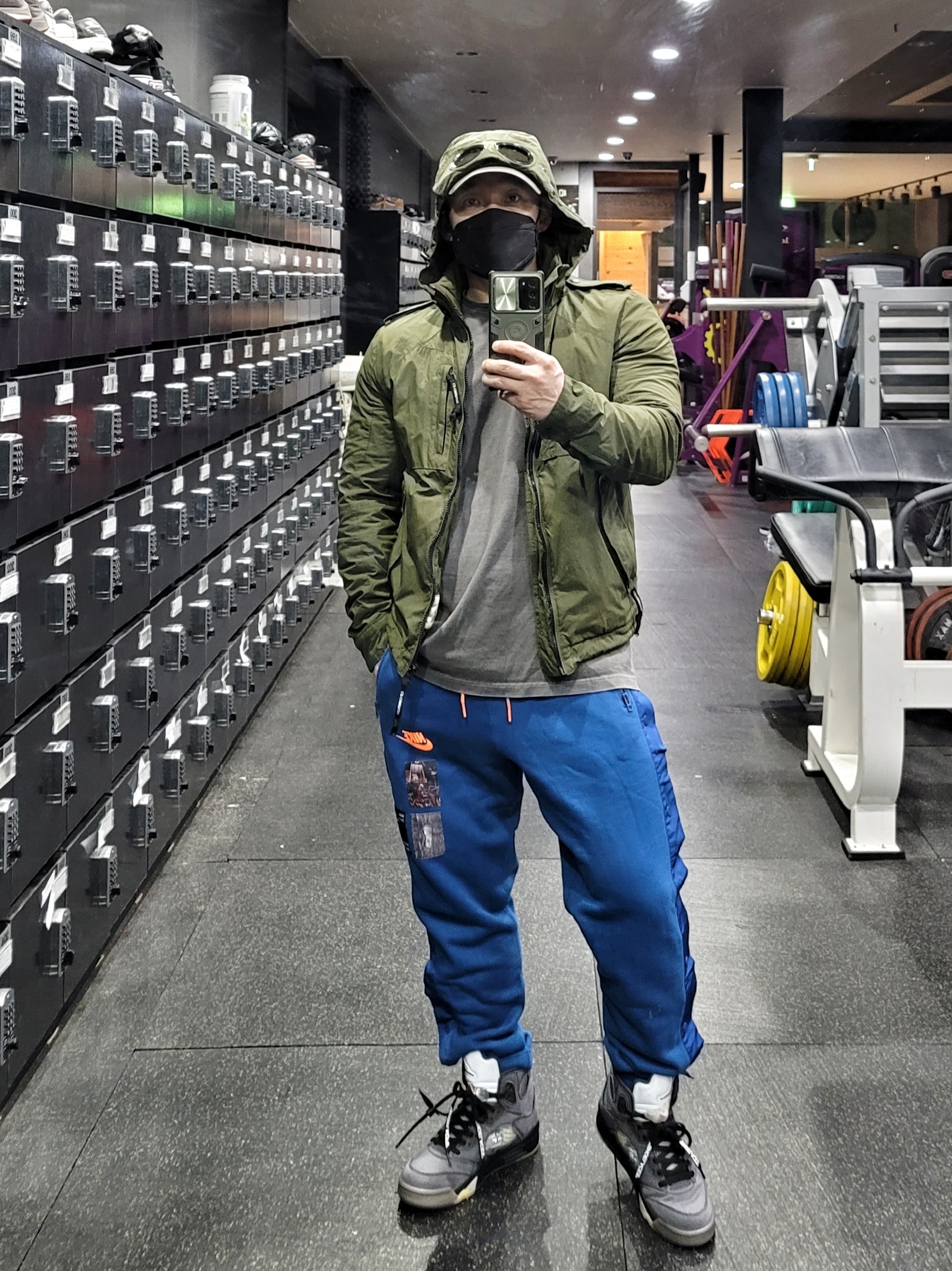 Jordan 5 x Off-White Retro SP Black Muslin 착용 스타일