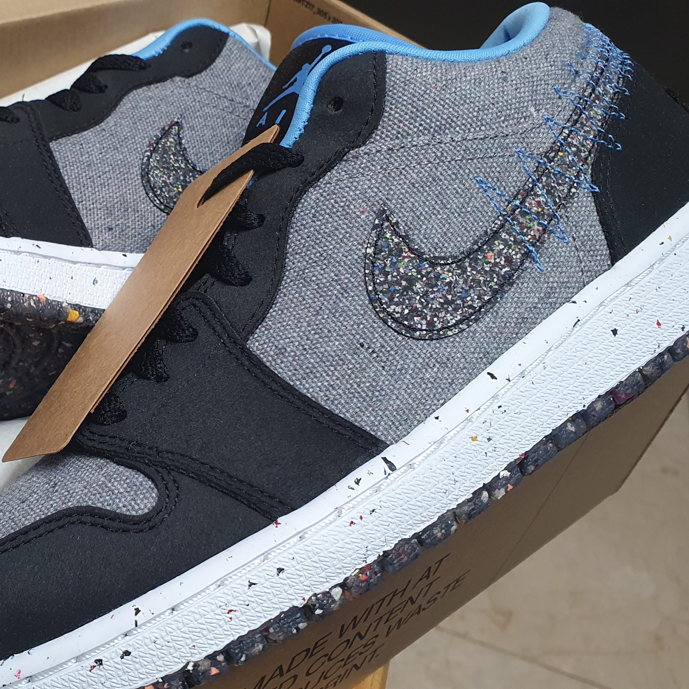 Jordan 1 Low SE Light Smoke Grey Black 착용 스타일 - 1