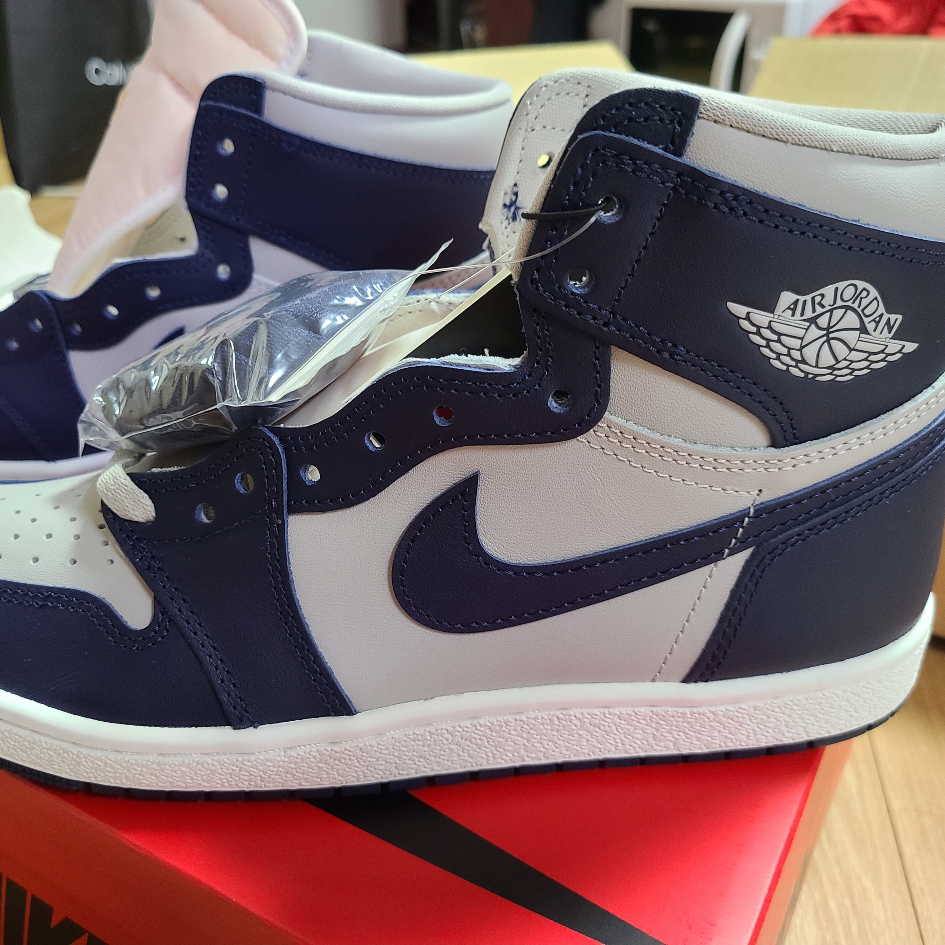 Jordan 1 High 85 College Navy 착용 스타일 - 4