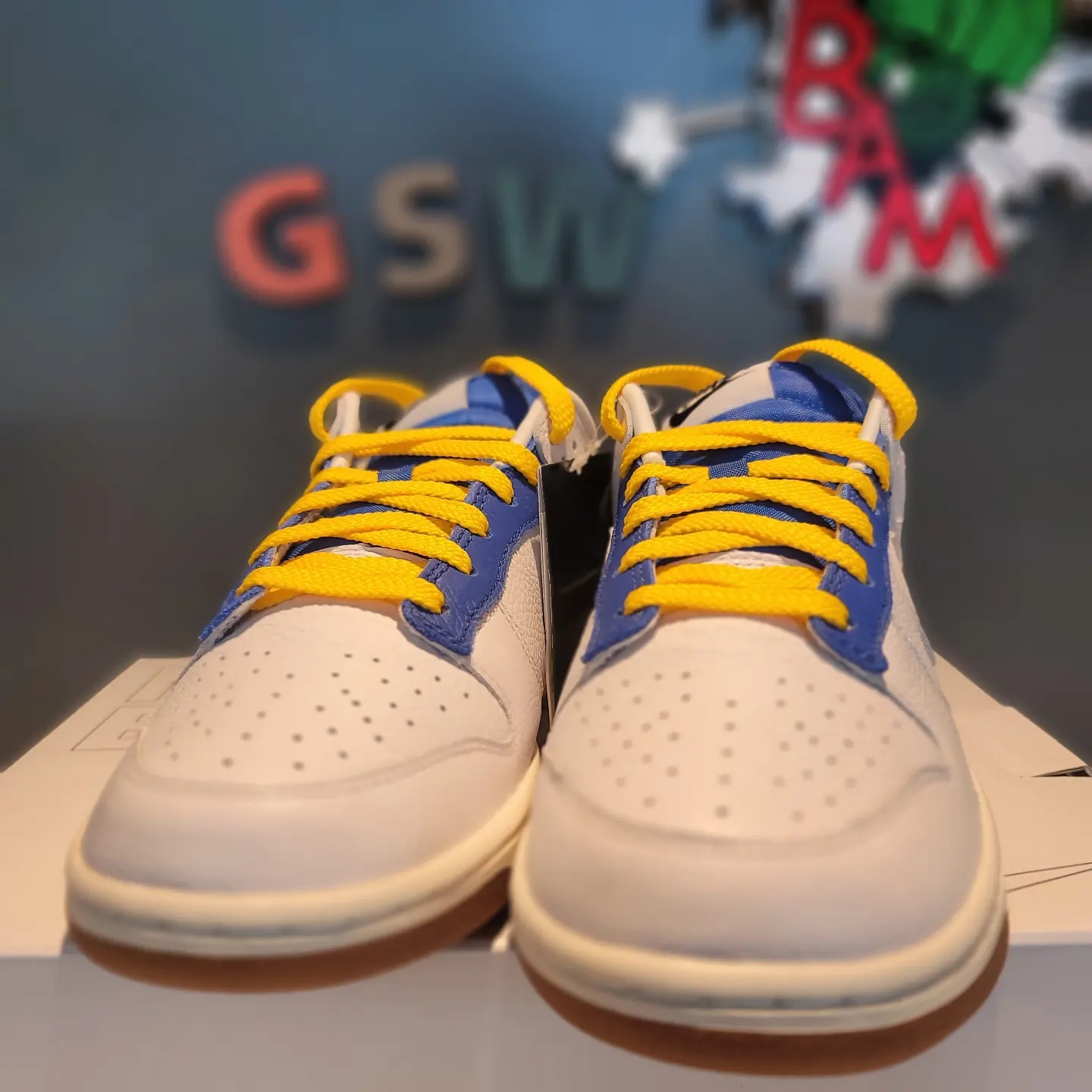 (W) Nike Dunk Low Triple White 착용 스타일 - 2
