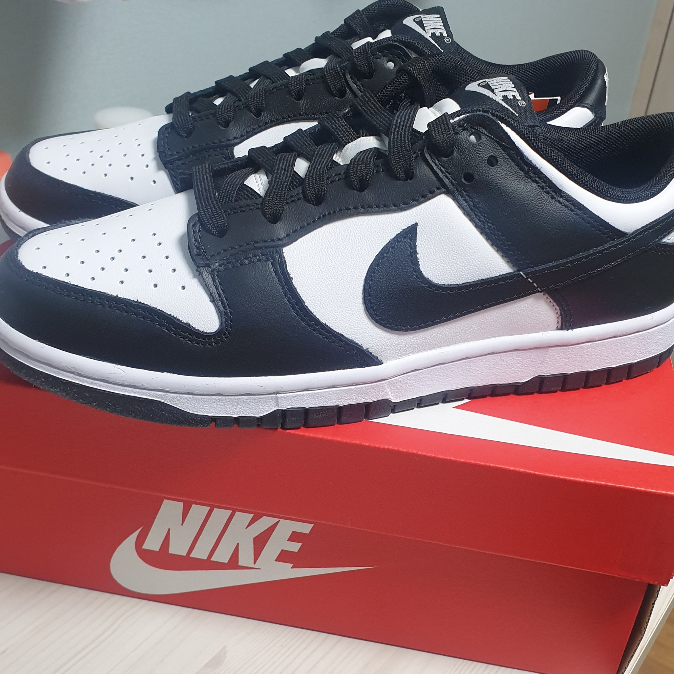 Nike Dunk Low Retro Black 착용 스타일
