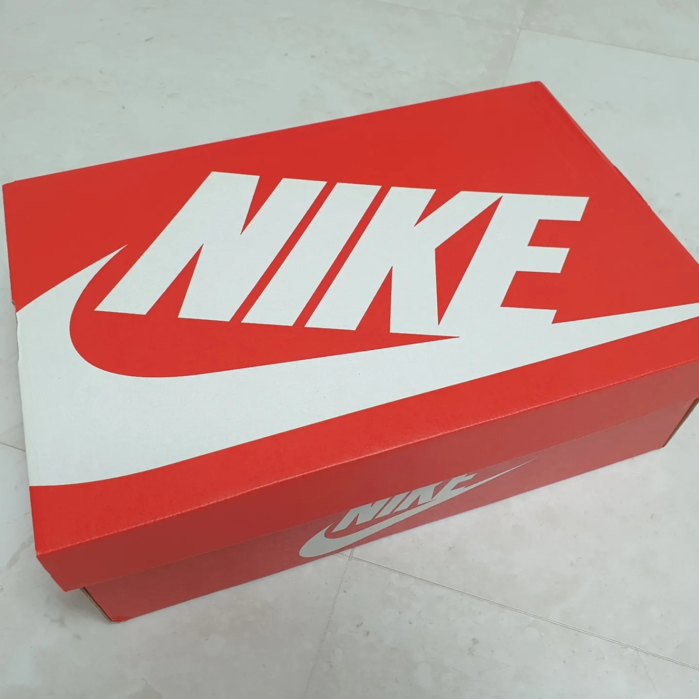 Nike Dunk High Retro Championship White and Red 착용 스타일 - 3