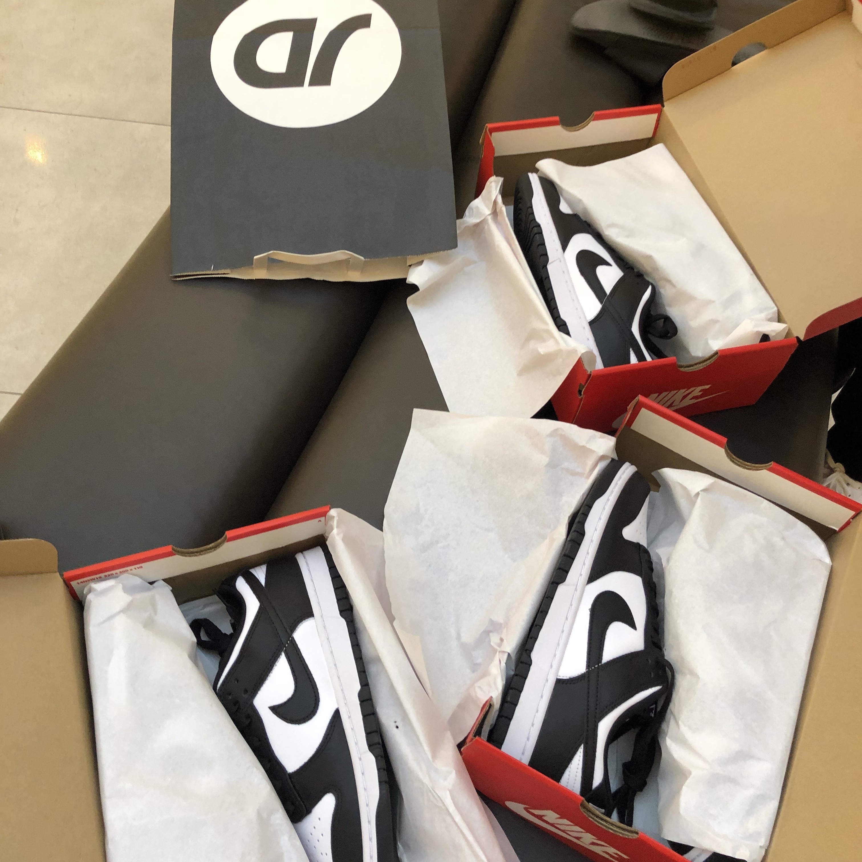 Nike Dunk Low Retro Black 착용 스타일