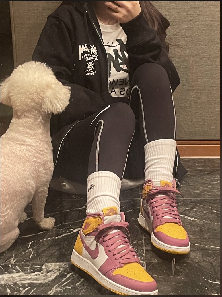 Stussy World Tour LS T-Shirt White, Stussy World Tour Zip Hoodie Black 2021 착용 스타일 - 4