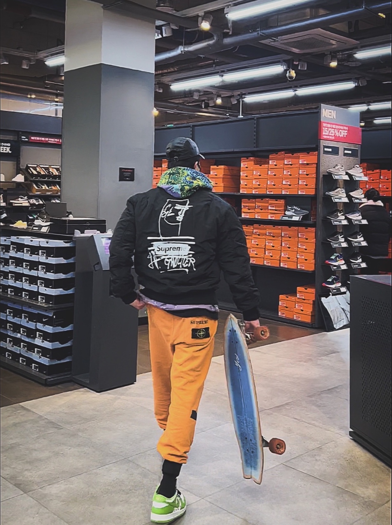 Supreme Leather Camp Cap Black - 21SS, Nike Venturer Performance Face Mask Black 착용 스타일 - 4