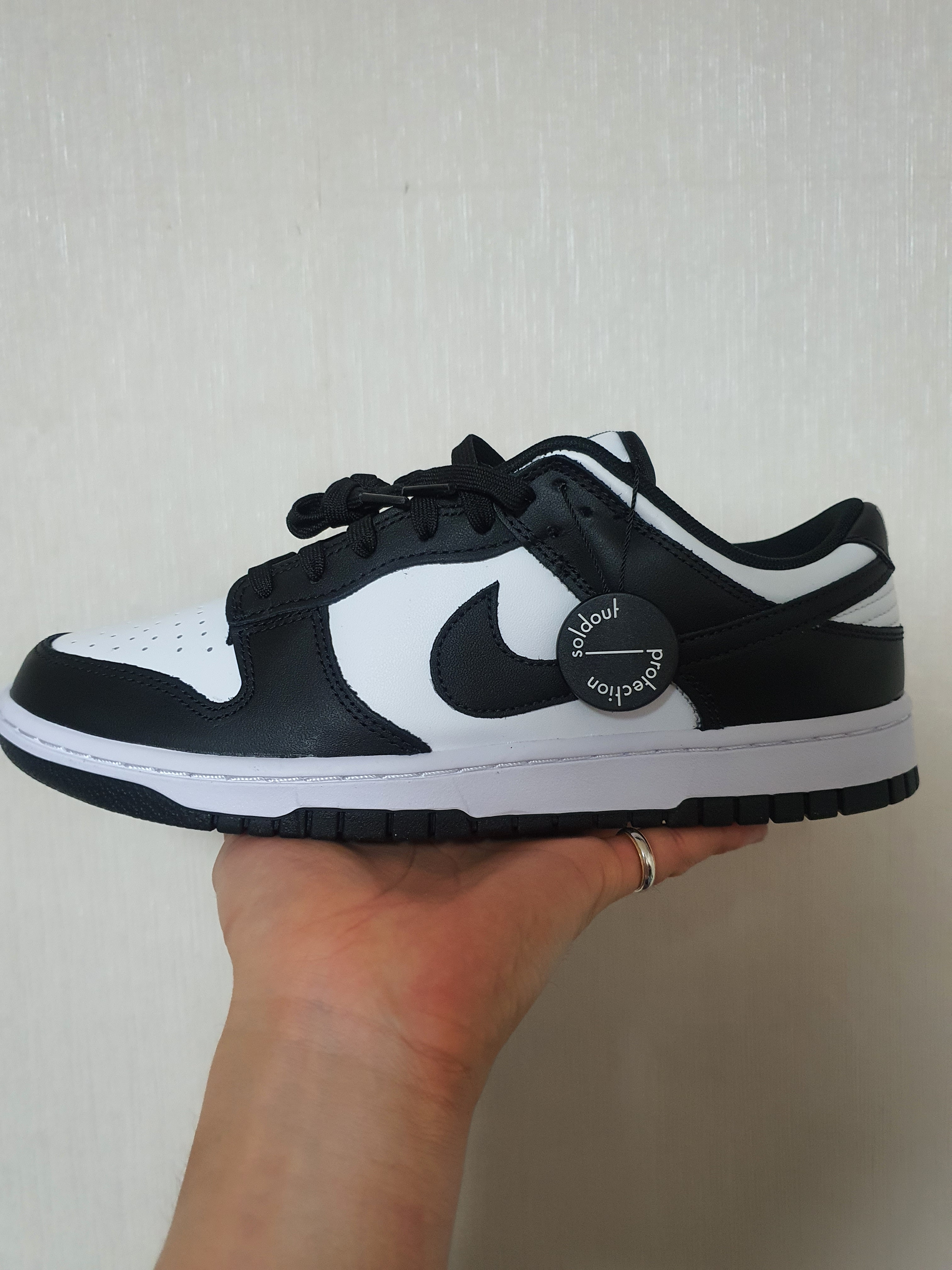 Nike Dunk Low Retro Black, (W) Nike Dunk Low Black 착용 스타일 - 2
