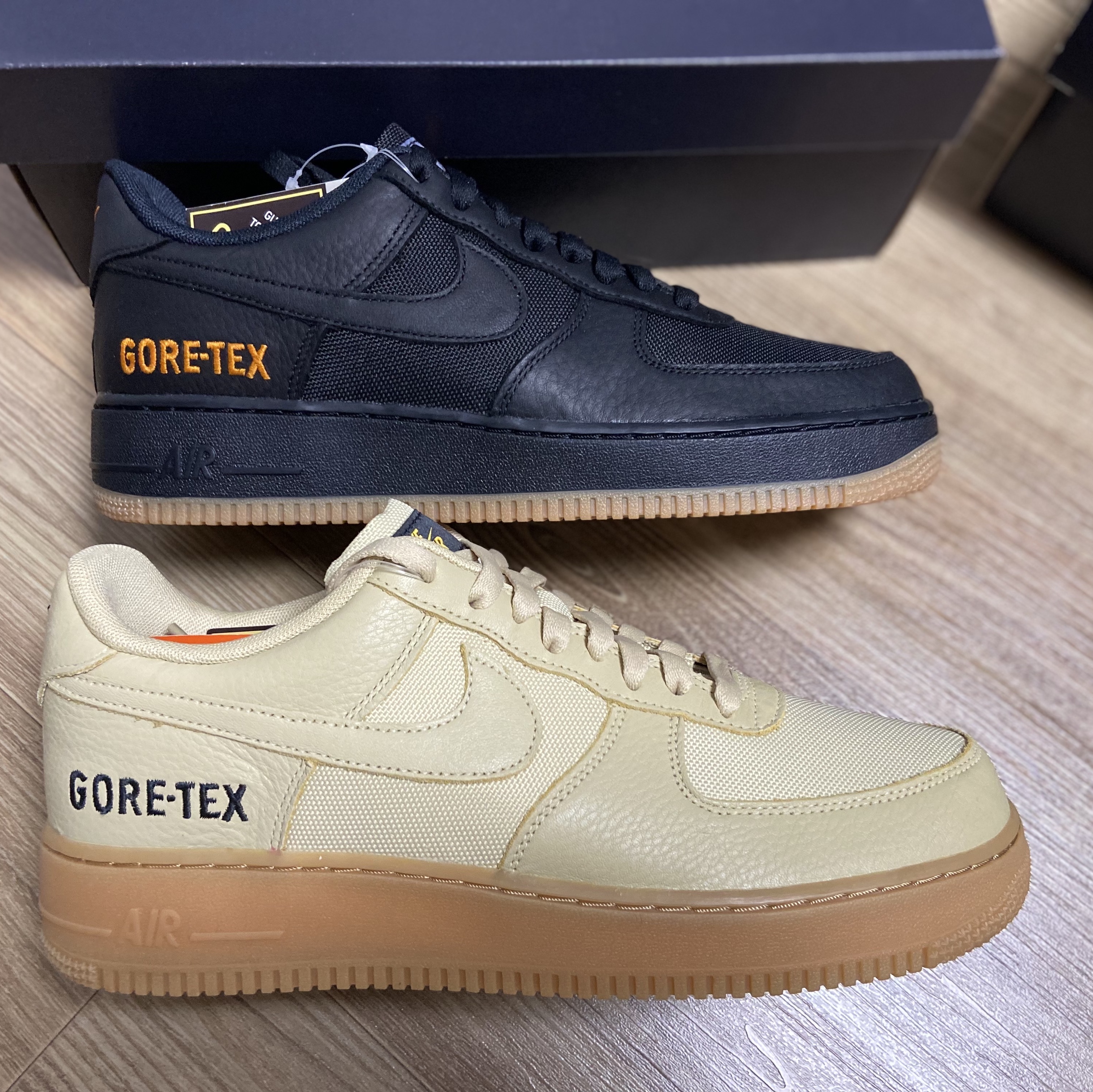 Nike Air Force 1 Low Gore-Tex Team Gold Khaki, Nike Air Force 1 Low Gore-Tex Black Light Carbon 착용 스타일