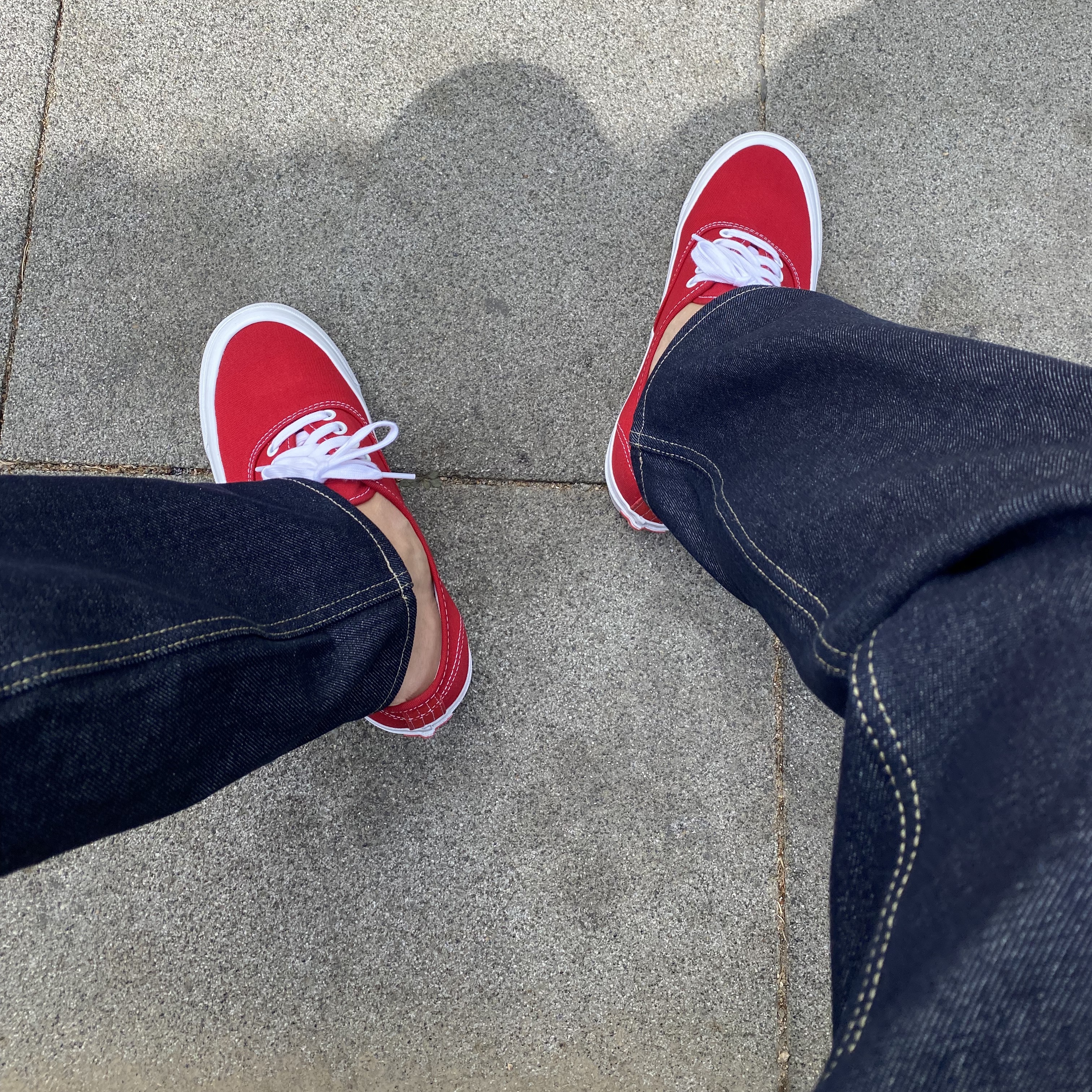 Vans Vault OG Authentic LX Red 착용 스타일