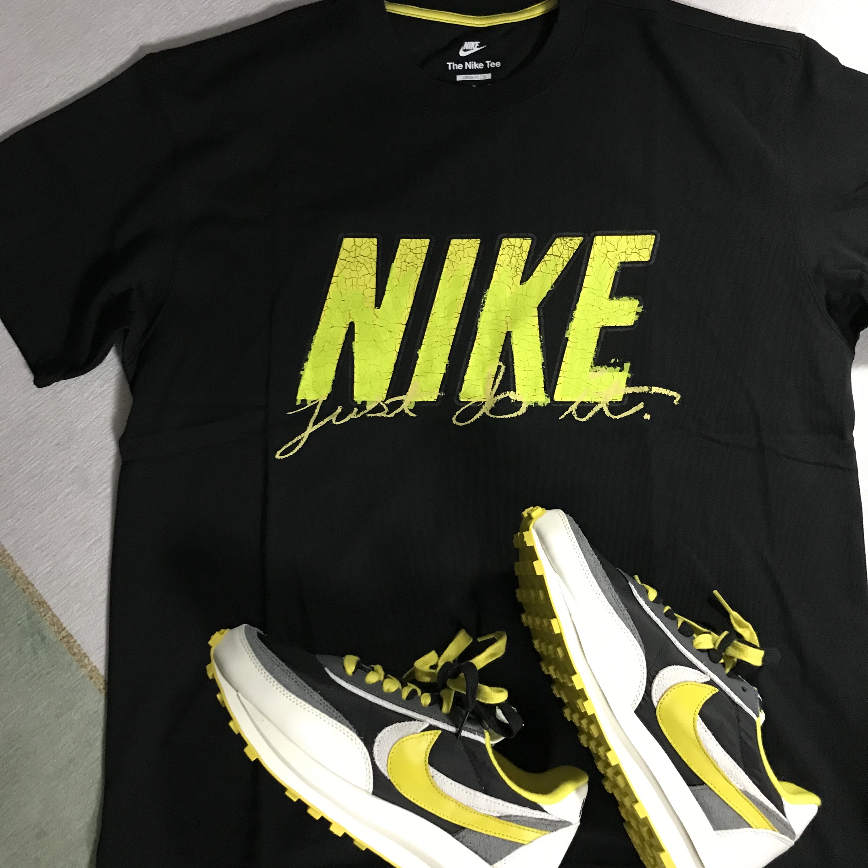 Nike M NRG Dunk '85 T-Shirt Black - Asia, Nike x Sacai x Undercover LDWaffle Black Bright Citron 착용 스타일