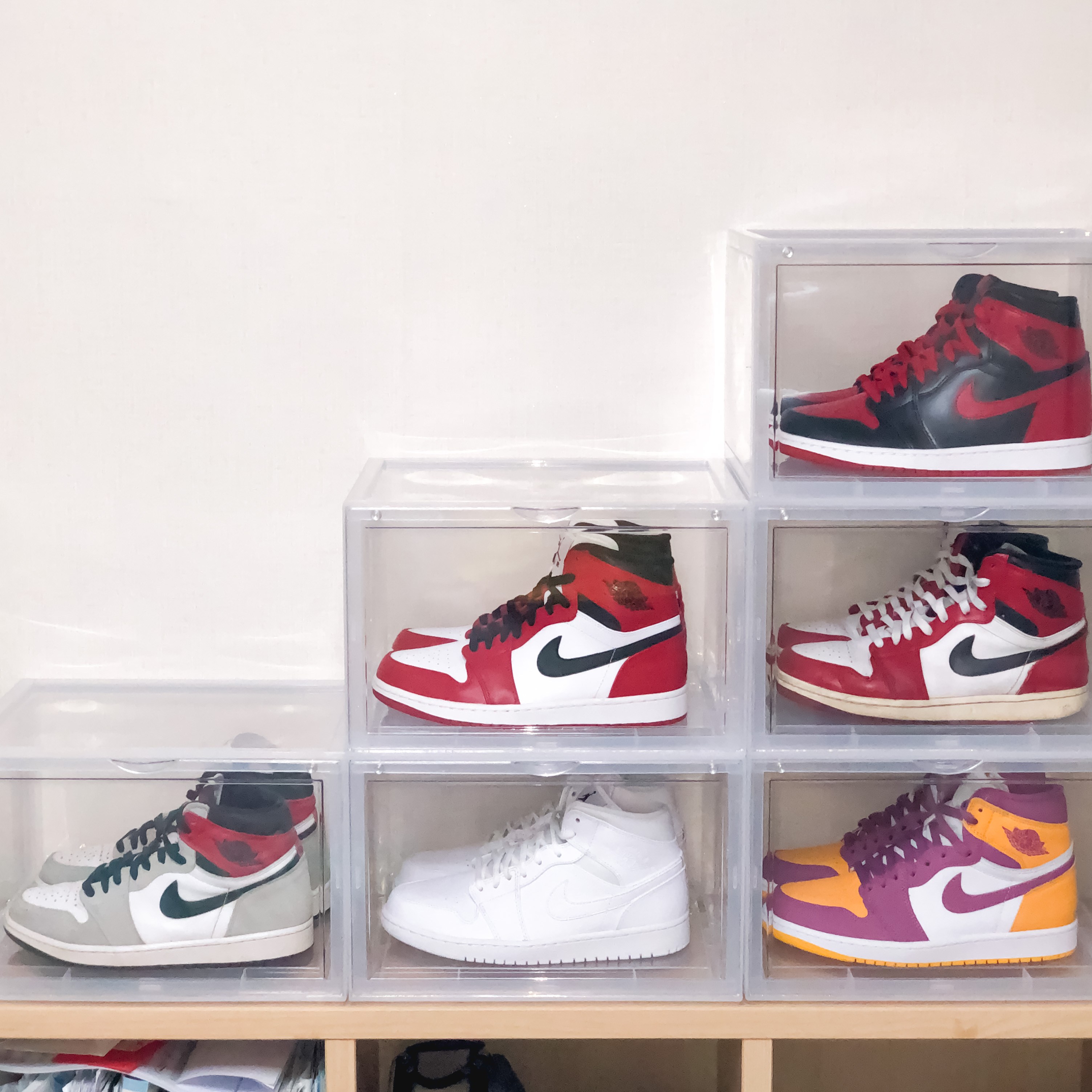 Jordan 1 Retro High OG Light Smoke Grey, Jordan 1 Retro High OG University Gold Light Bordeaux 착용 스타일