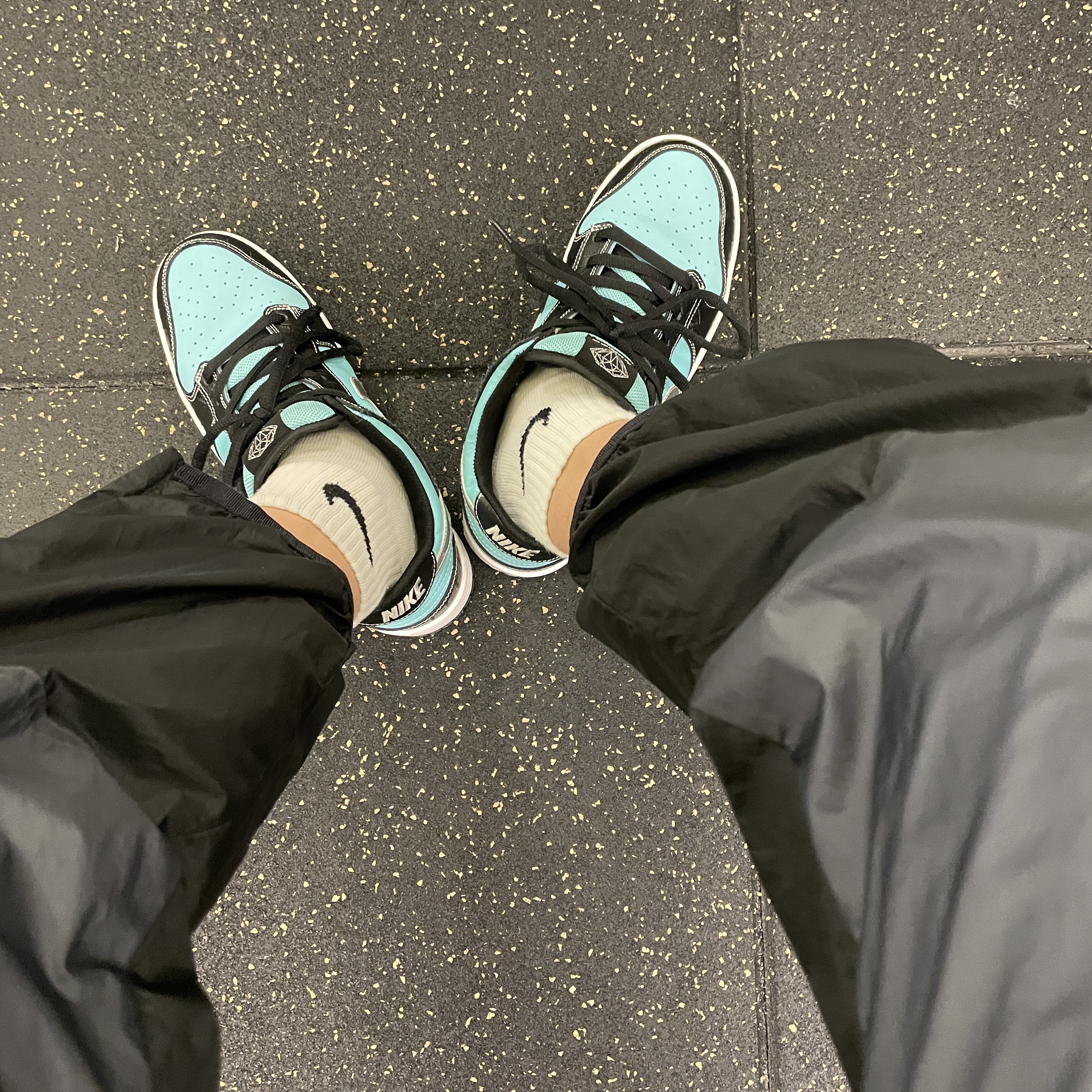Nike x Diamond Supply Co. SB Dunk Low Tiffany 착용 스타일