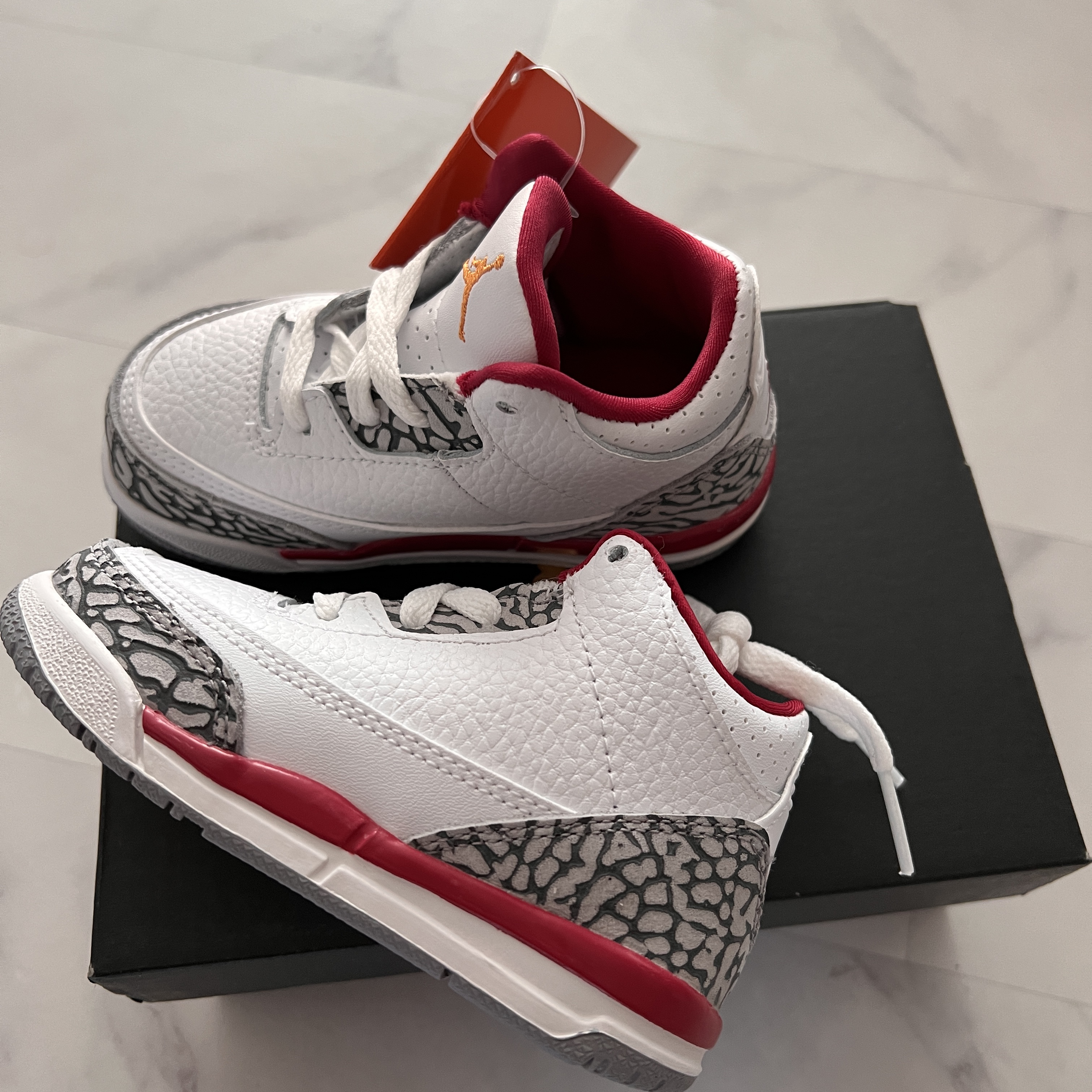 (TD) Jordan 3 Retro Cardinal Red 착용 스타일 - 1