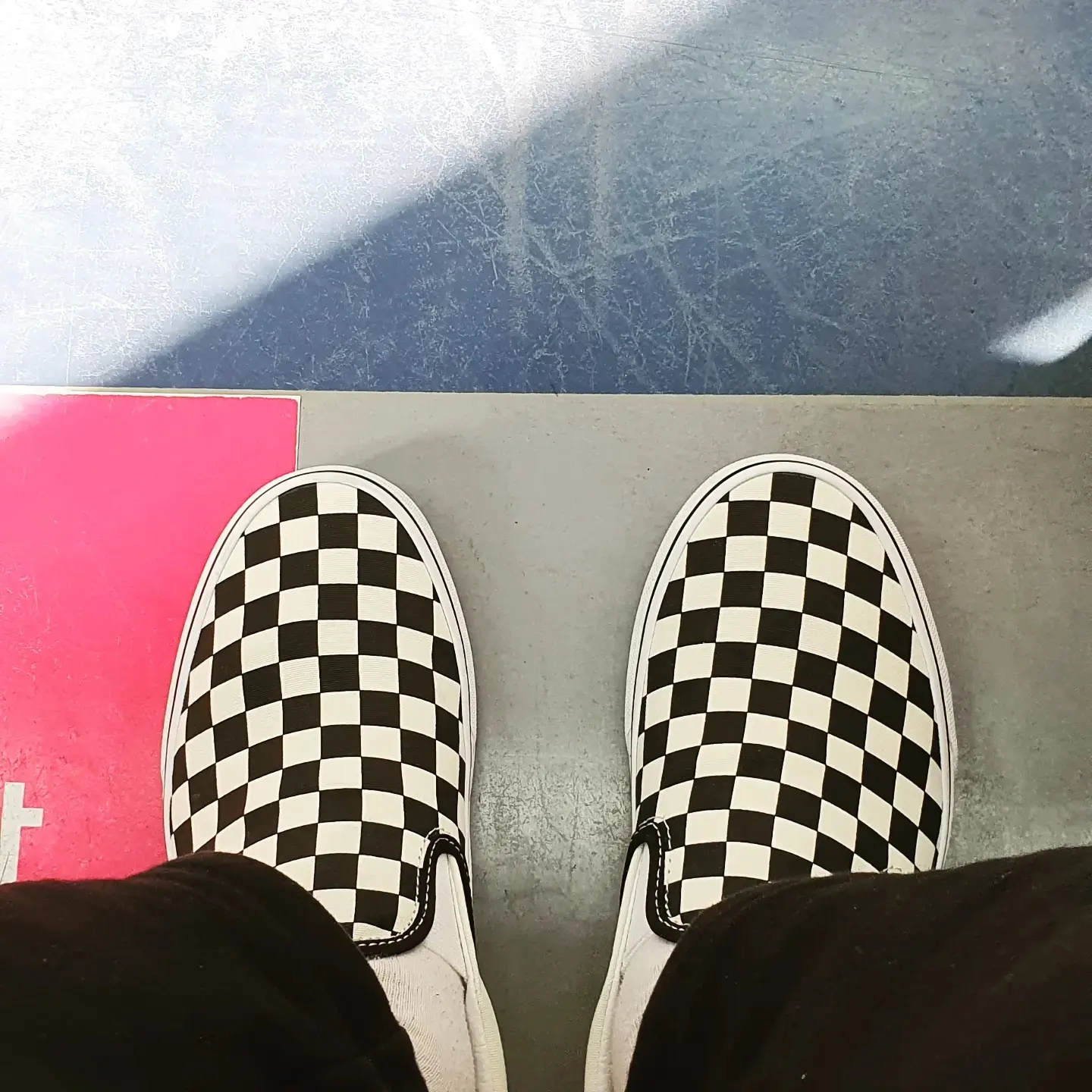 Vans Slip-On Checkerboard 착용 스타일