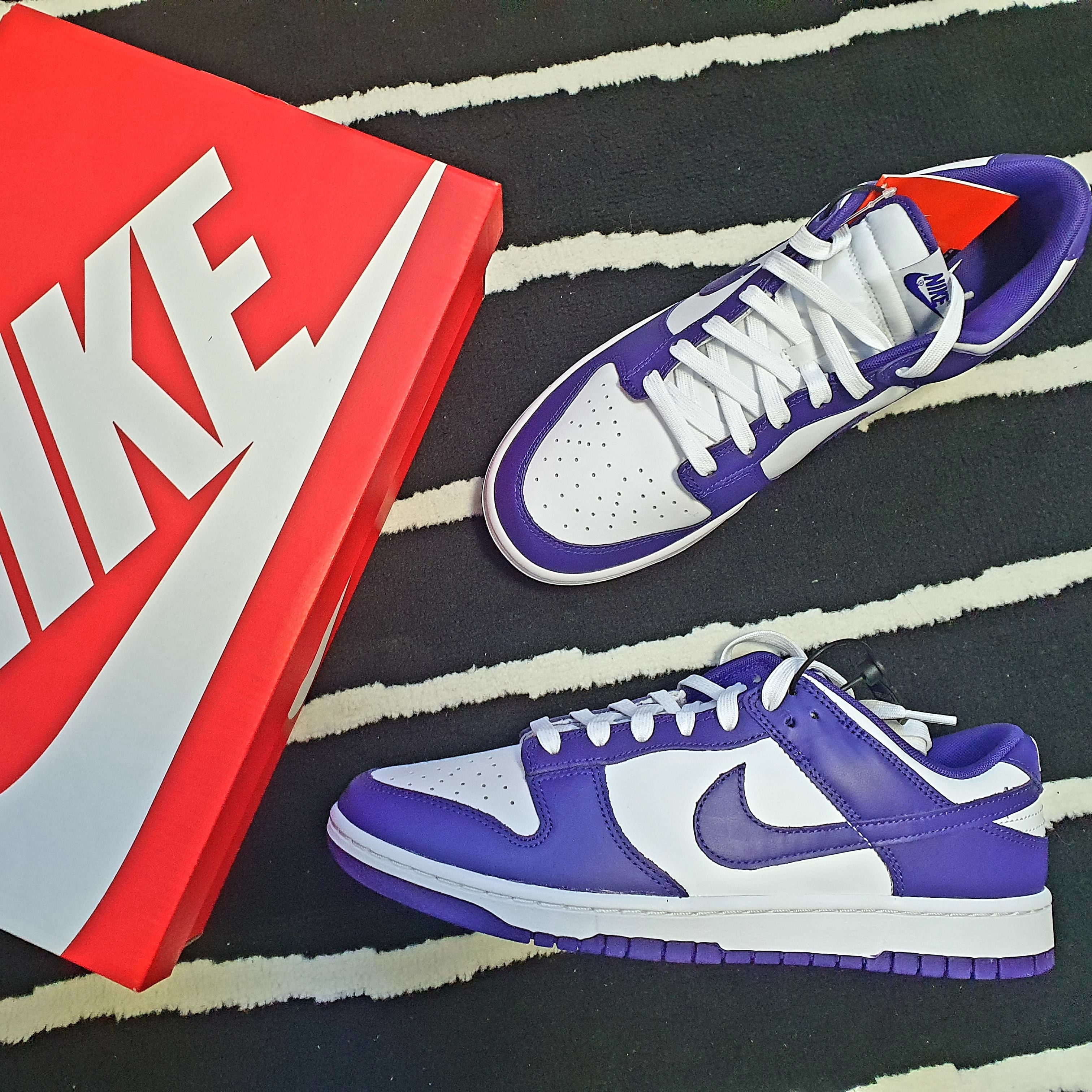 Nike Dunk Low Retro Championship Court Purple 착용 스타일