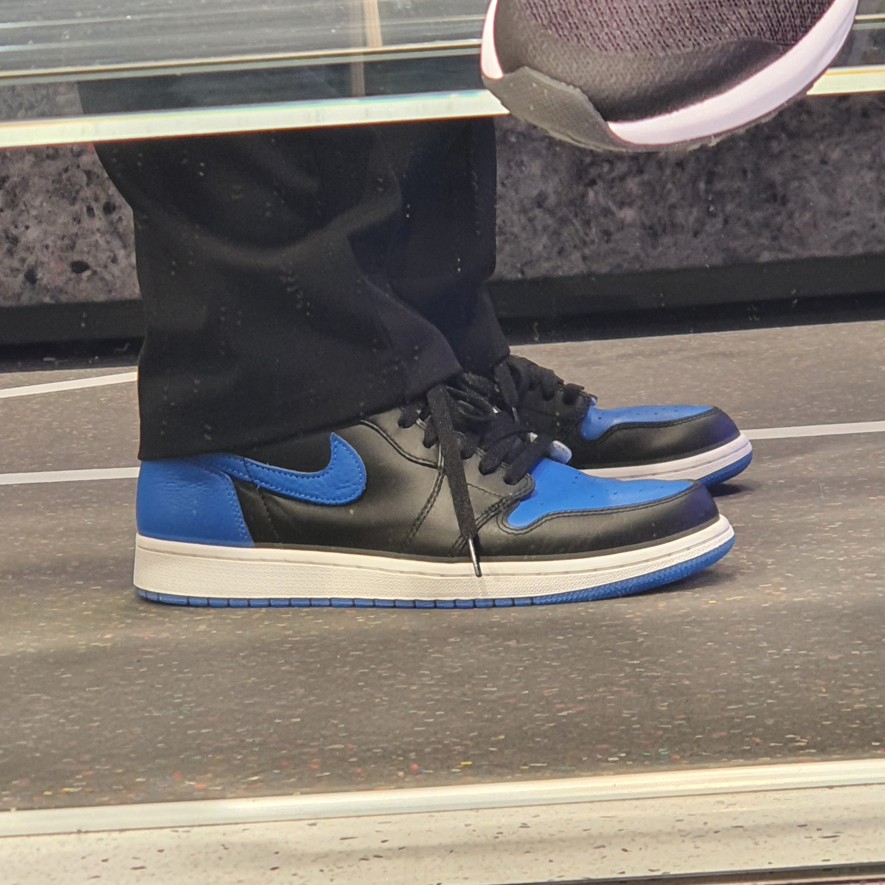 Jordan 1 Retro Royal 2017, (GS) Jordan 1 Retro Royal 2017 착용 스타일