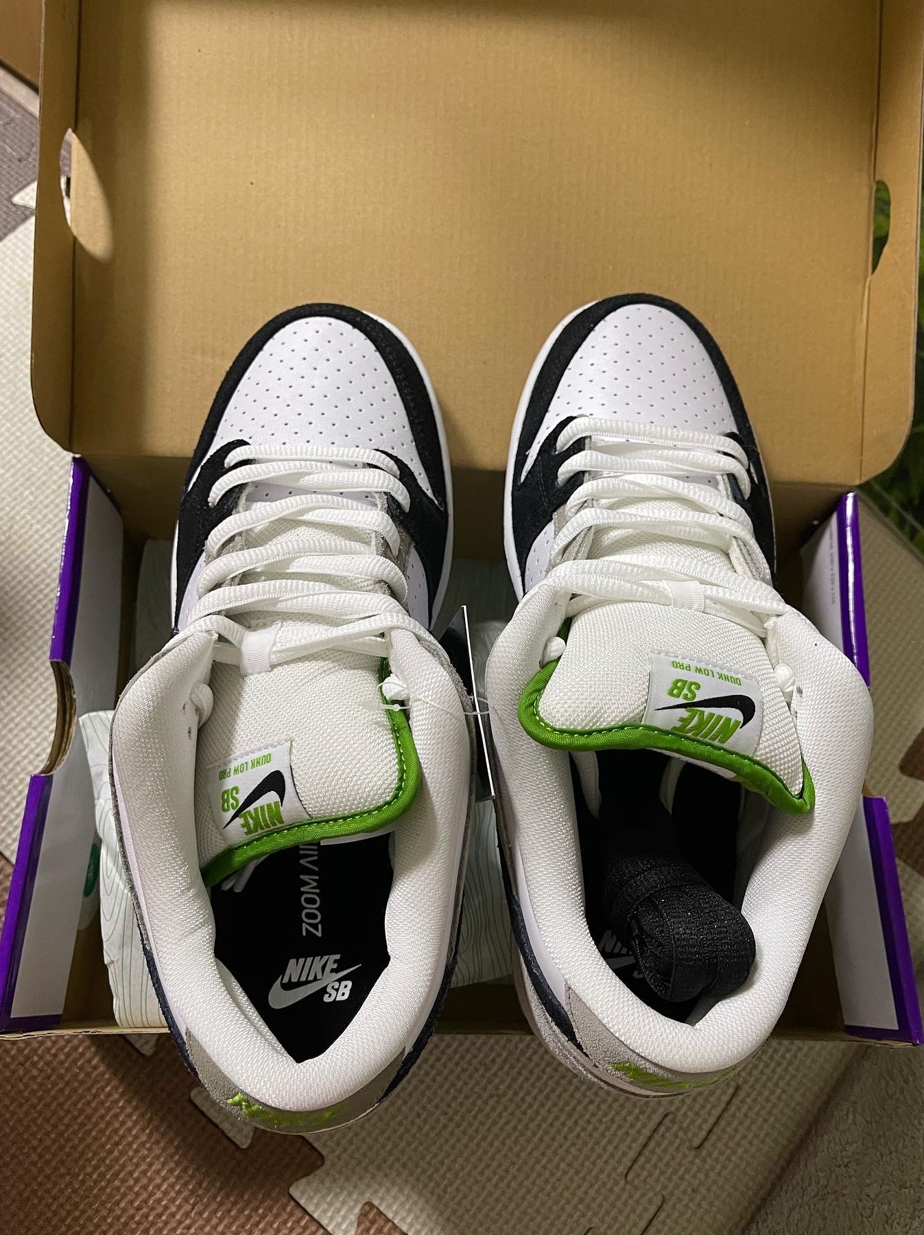 Nike SB Dunk Low Pro Chlorophyll 착용 스타일 - 3
