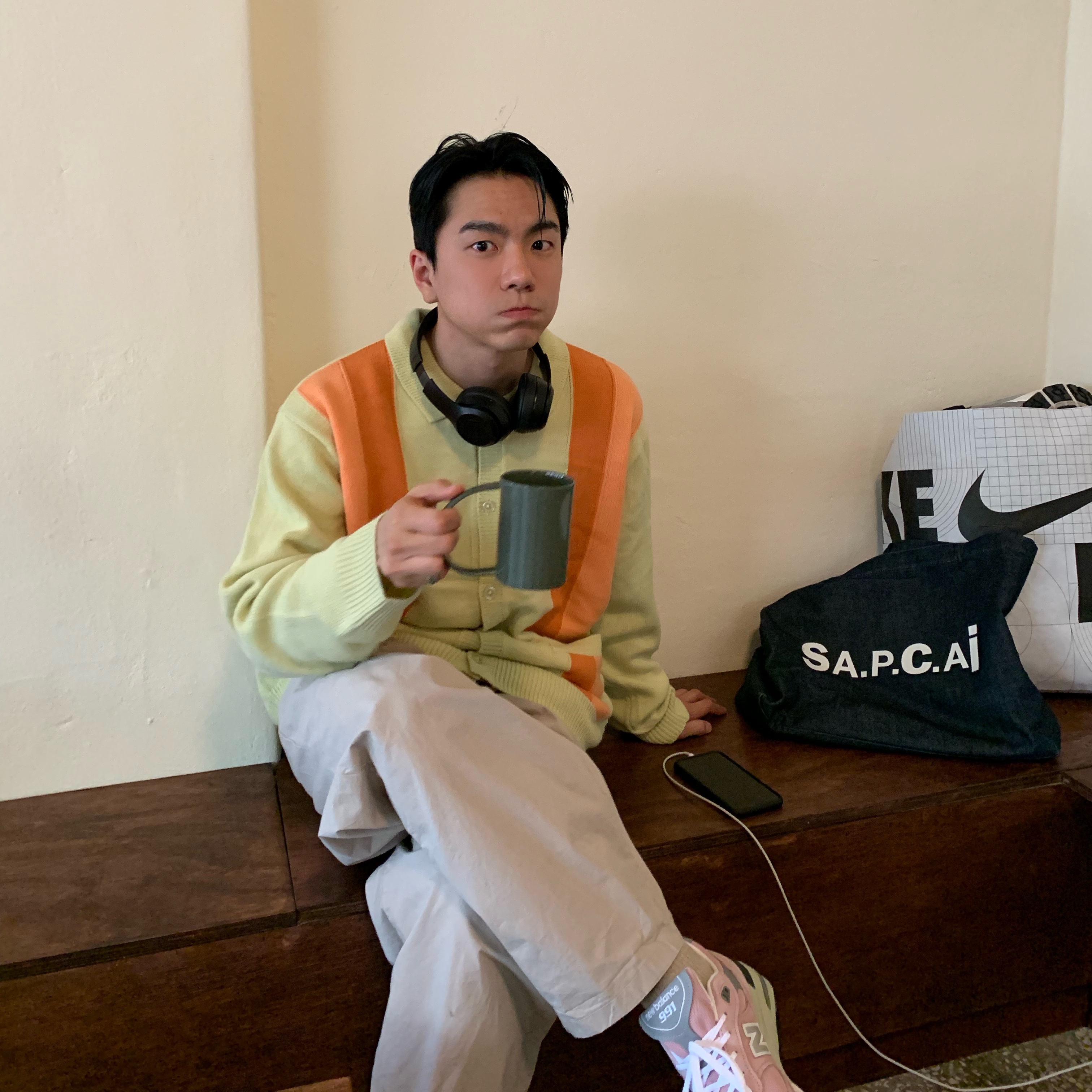 IAB Studio x Obey Archer Cardigan Yellow 착용 스타일