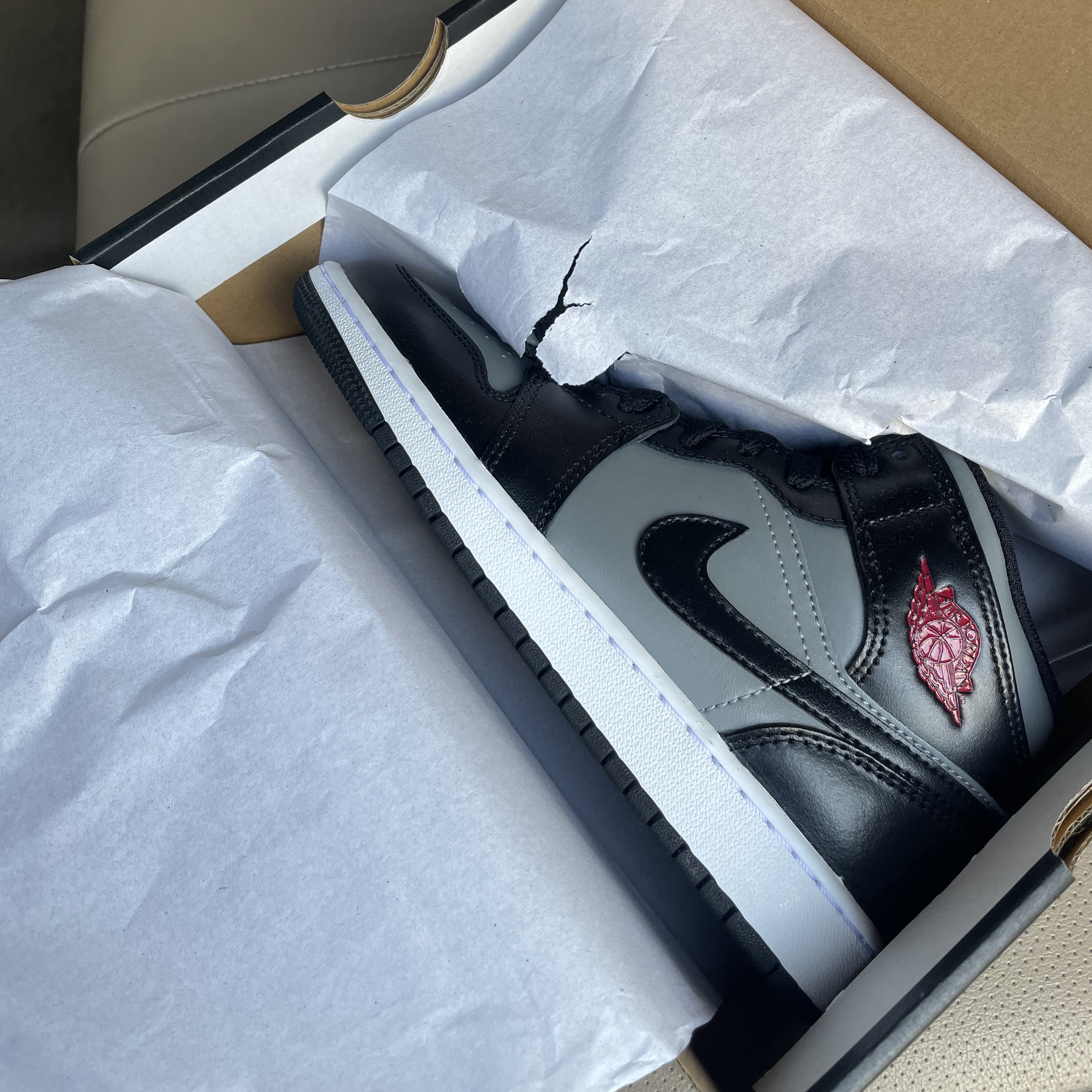 (GS) Jordan 1 Mid Shadow 착용 스타일 - 1