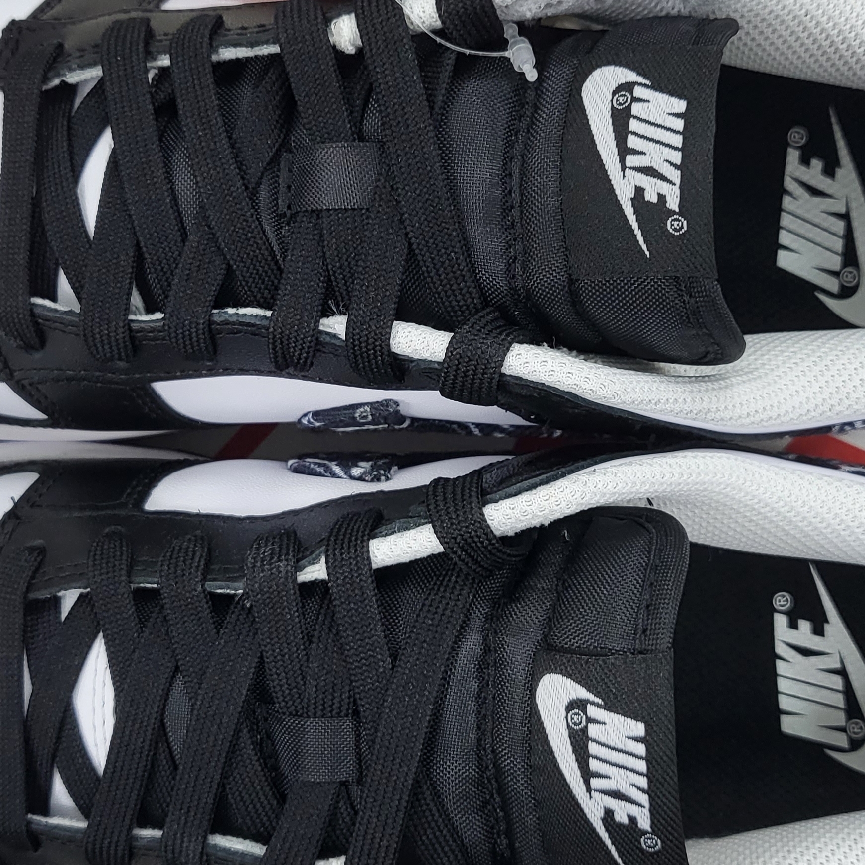 (W) Nike Dunk Low Essential Black Paisley 착용 스타일 - 2