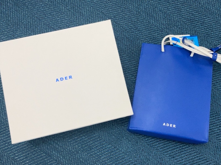 Ader Error Shopper Bag Blue 착용 스타일 - 2