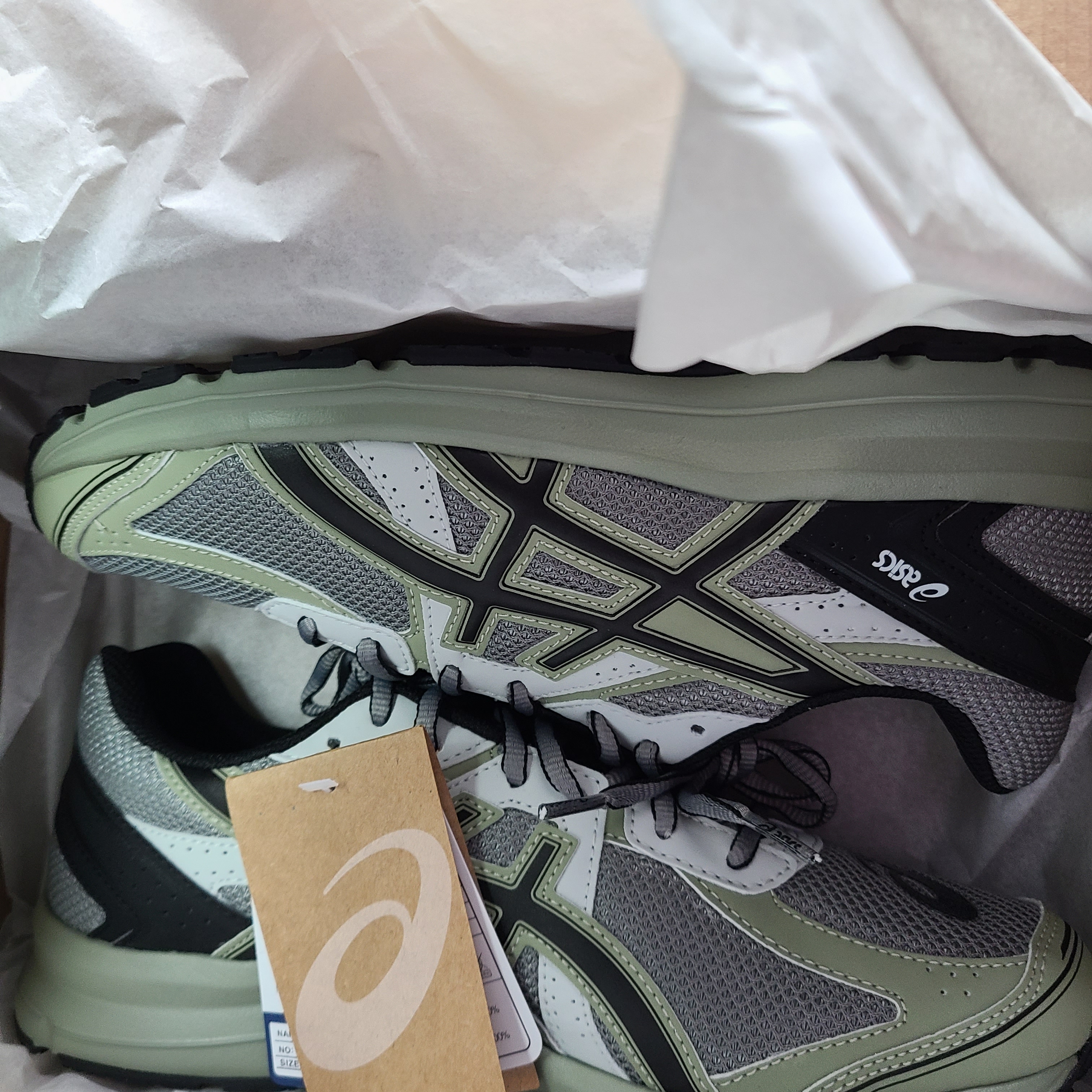 Asics Jog 100 S Sheet Rock - 2E Wide 착용 스타일 - 2
