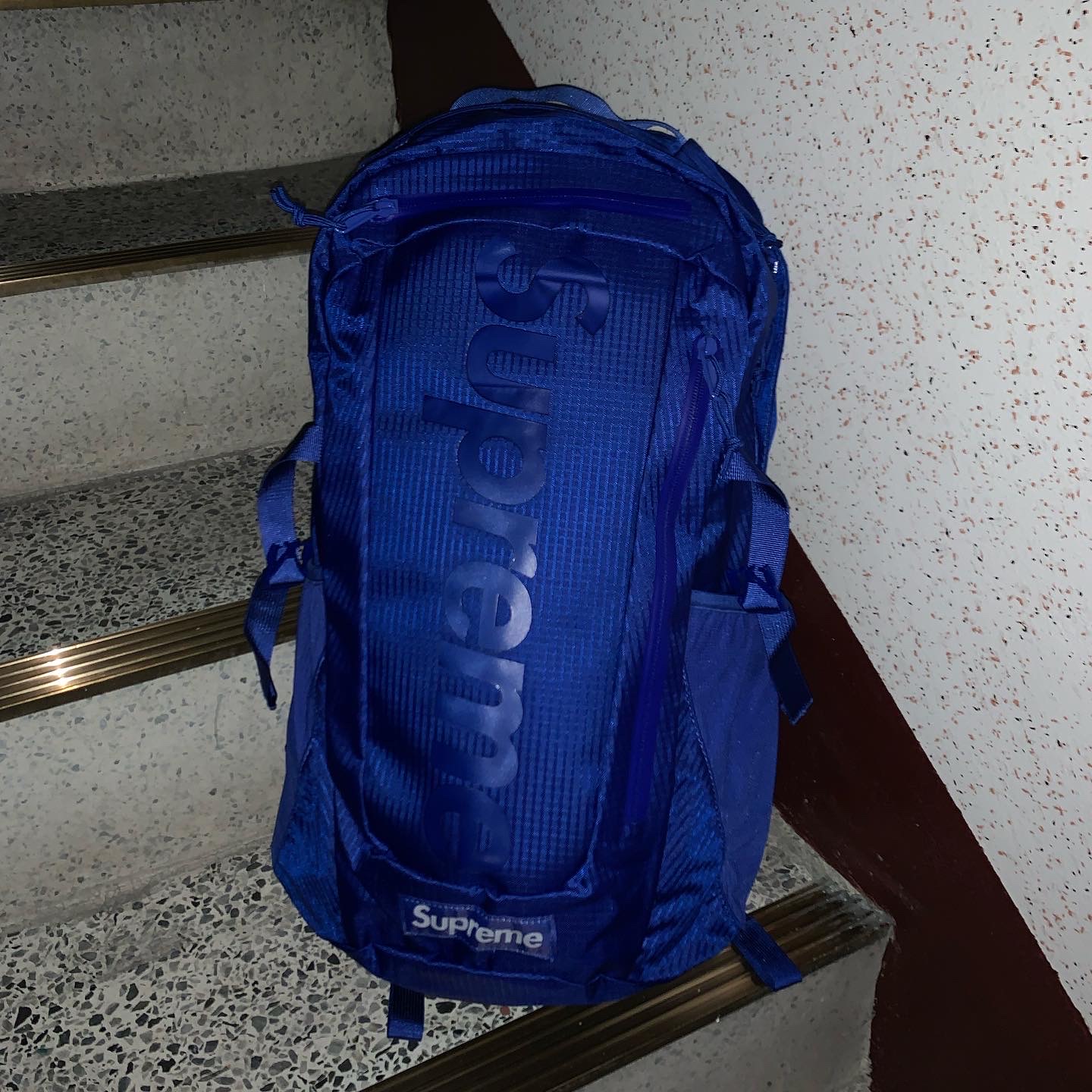 Supreme Backpack Royal - 21SS 착용 스타일