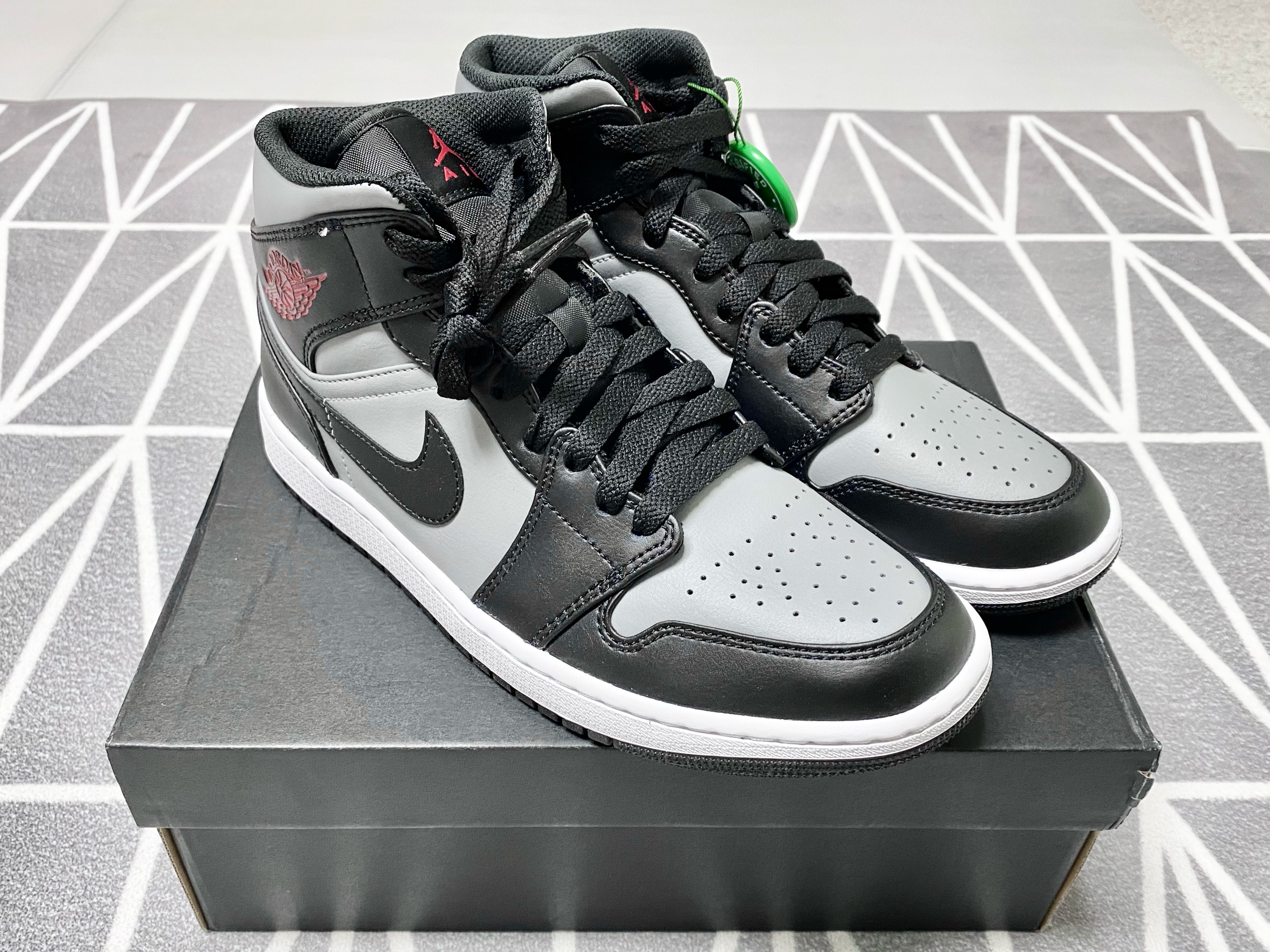 Jordan 1 Mid Shadow, Jordan 1 Mid Sonics 2021 착용 스타일 - 1
