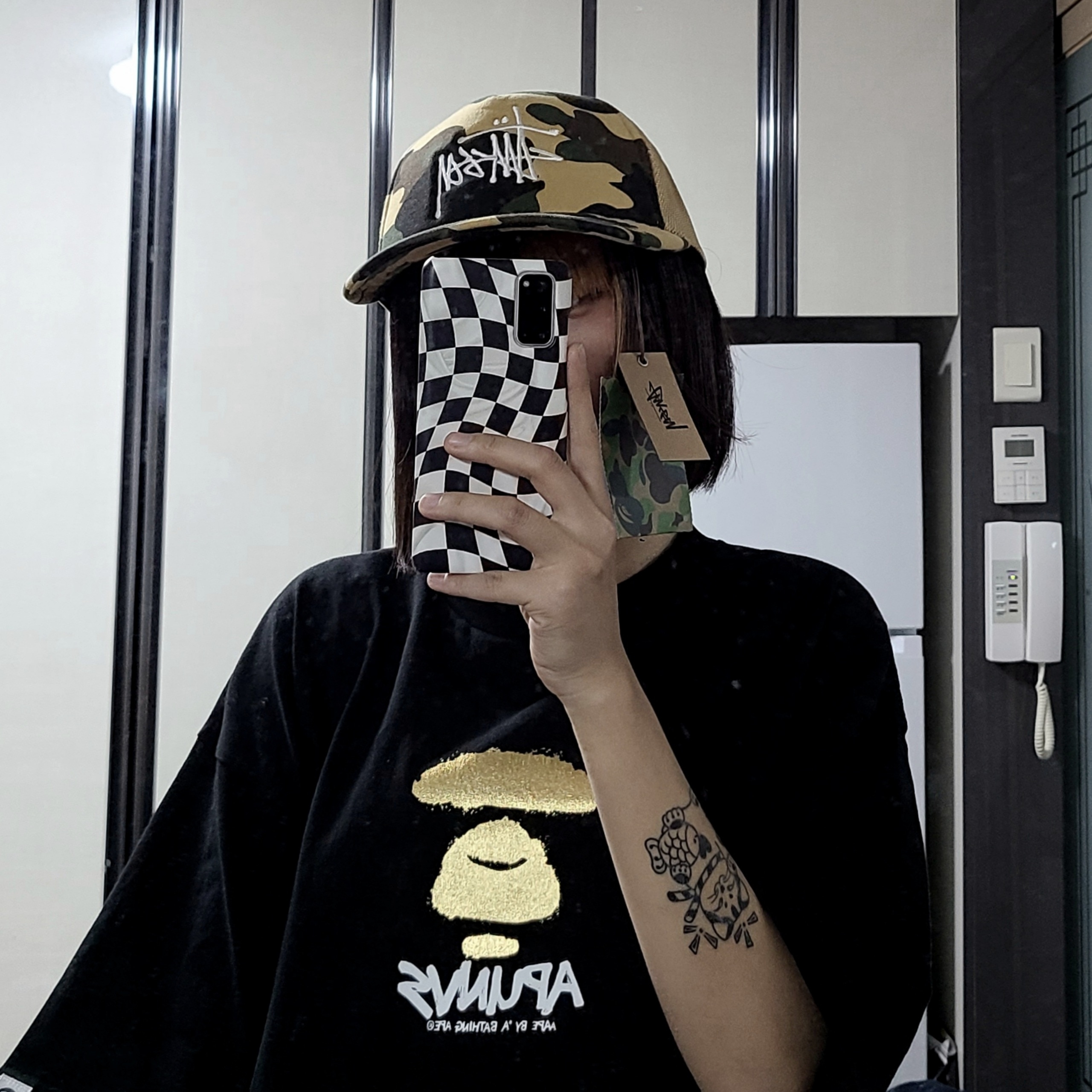 Stussy x BAPE Trucker Cap Yellow 착용 스타일