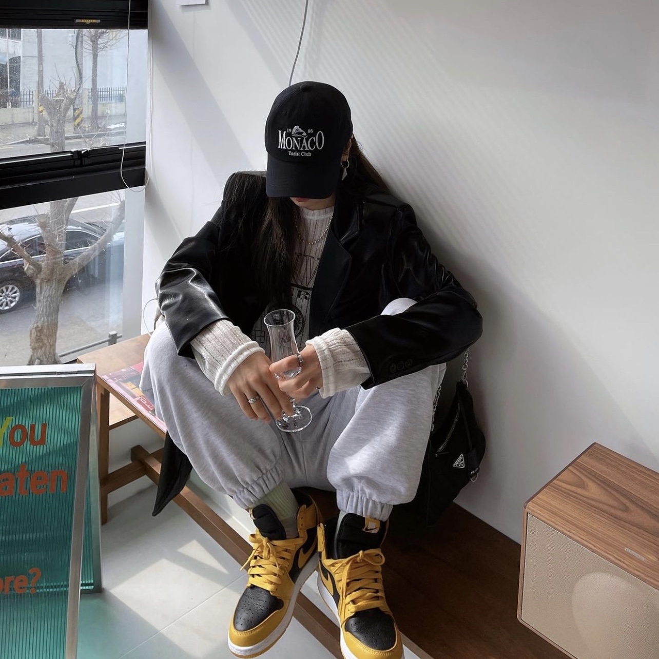Jordan 1 Retro High OG Pollen 착용 스타일 - 1