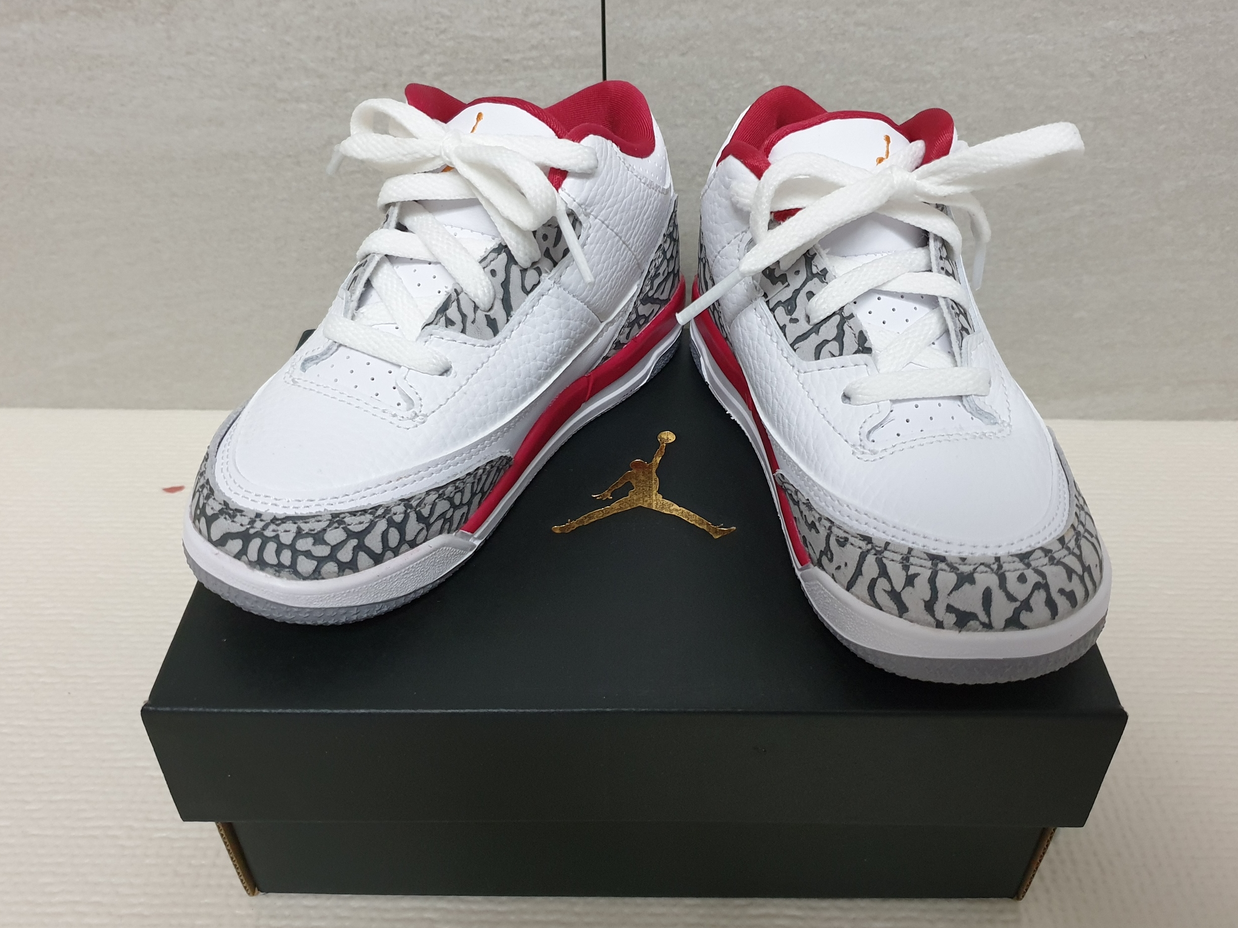 (TD) Jordan 3 Retro Cardinal Red 착용 스타일 - 3